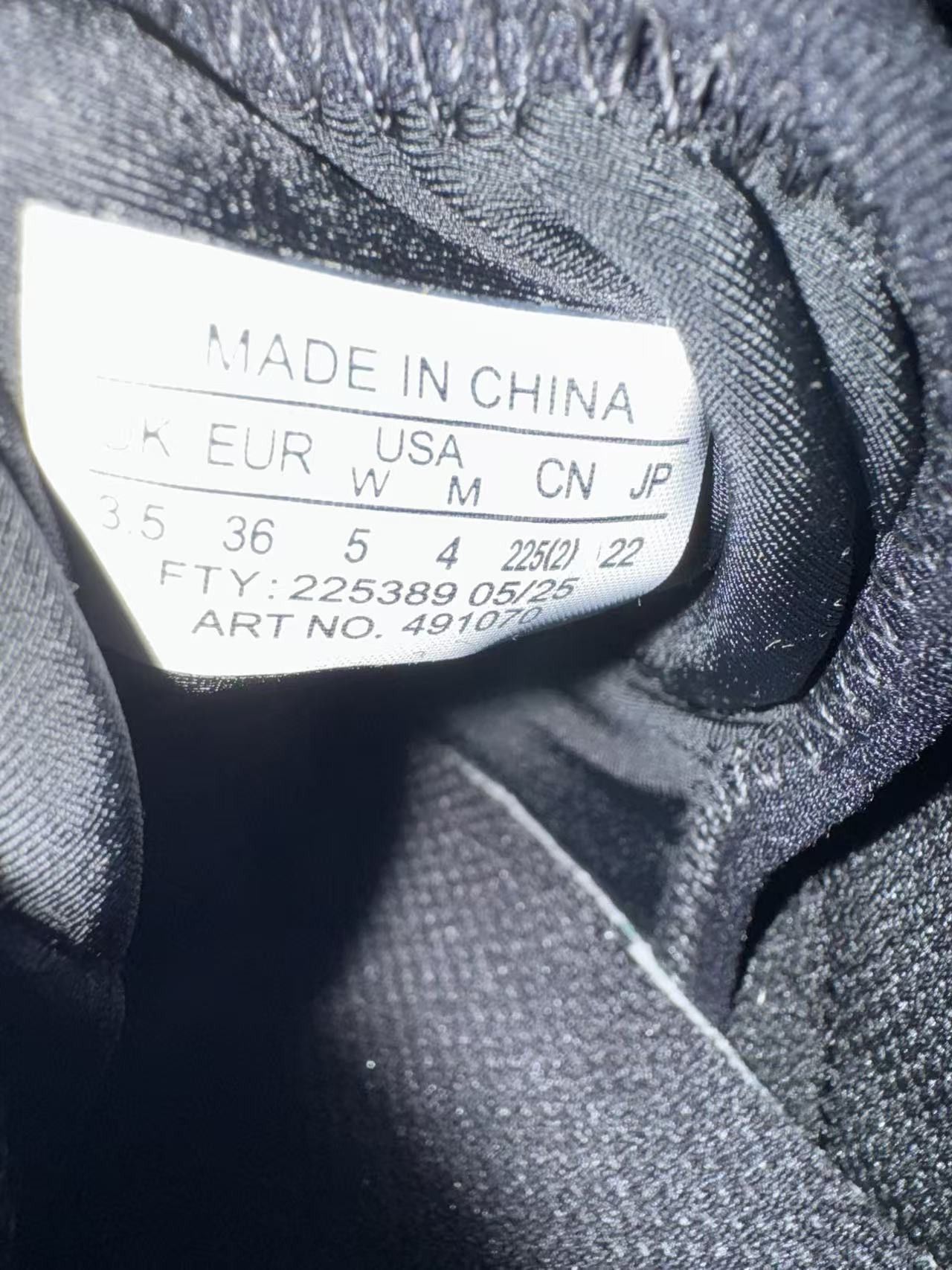 Maison Margiela × Salomon Salomon XT-MM-6 x MM6 Maison Margiela Sneakers Black Silver Size US 6 / IT 36 - 21 Thumbnail