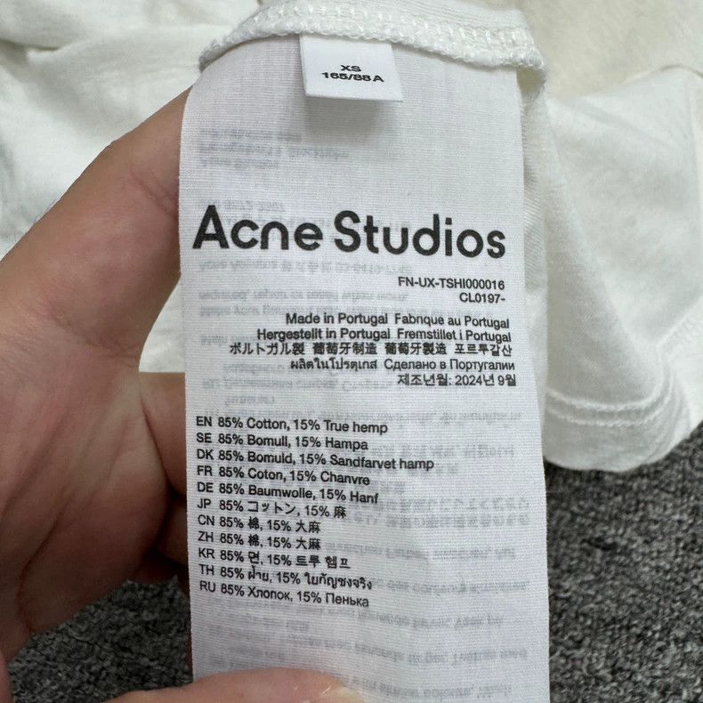Acne Studios Acne Studios A white lettered distressed top Size US XS / EU 42 / 0 - 4 Thumbnail