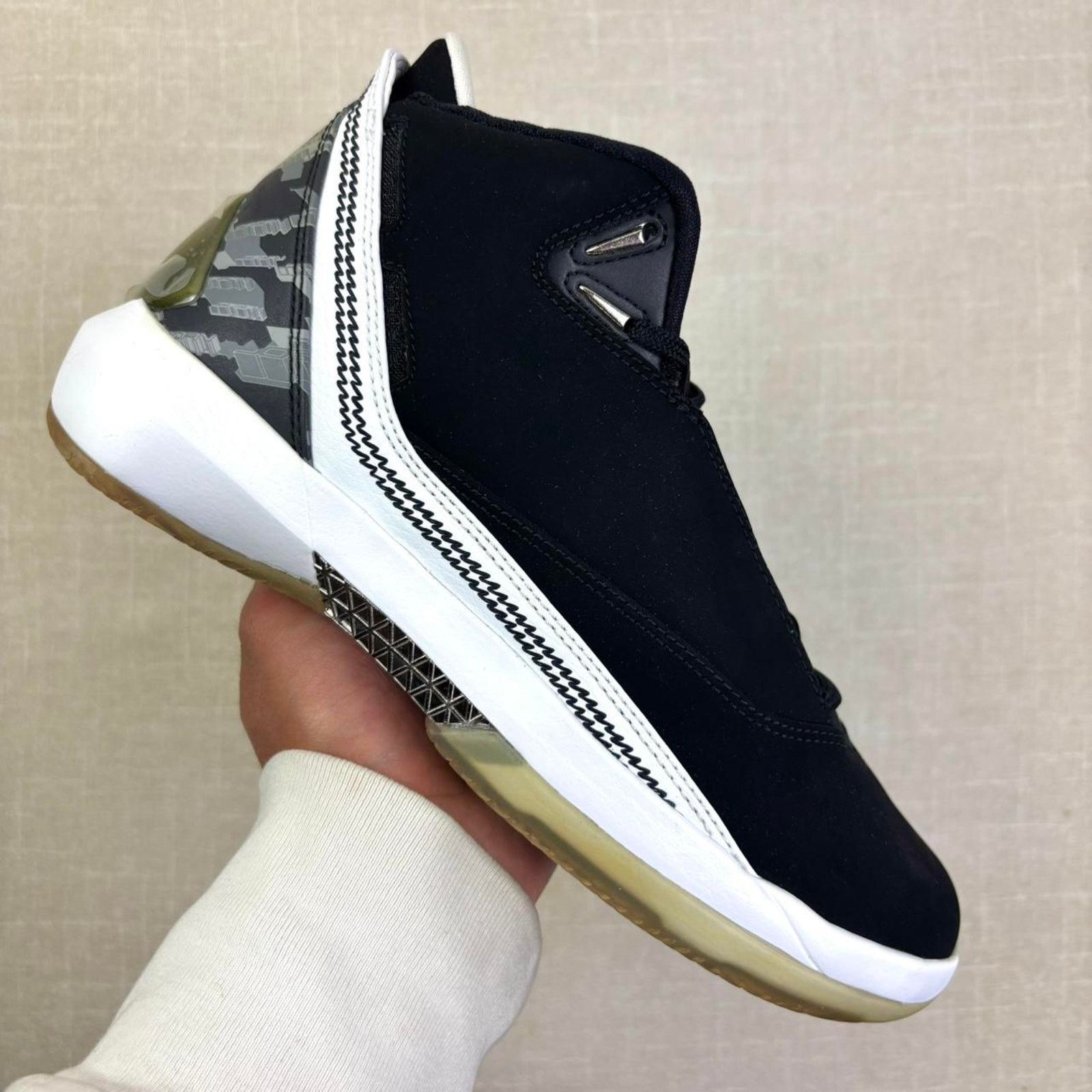 Jordan Brand 🐼 Jordan 22 Retro “White Black CDP” 7W Size US 7 / IT 37 - 1 Thumbnail