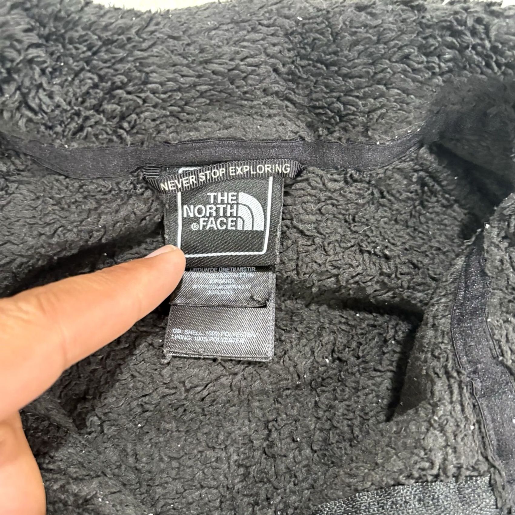 The North Face The North Face Osito Jacket Womens XS Black Fleece Full Zip Pockets Sherpa Jacket Size XS / US 0-2 / IT 36-38 - 5 Thumbnail