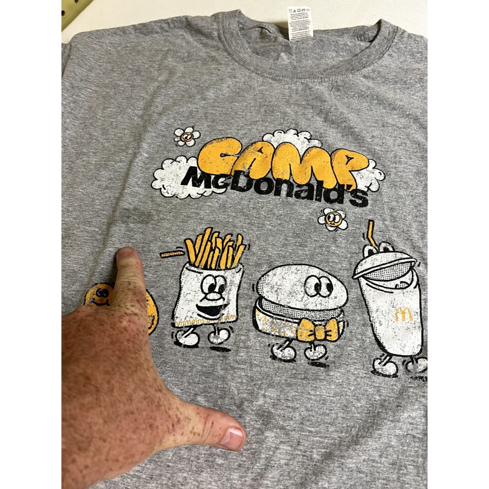 Fruit Of The Loom Fruit of the Loom T-Shirt Mens L Gray CAMP McDONALD'S FRENCH FRIES BURGER SHAKE CHICKEN NUGGETS T SHIRT Mens L Gray Shirt Size US L / EU 52-54 / 3 - 4 Thumbnail