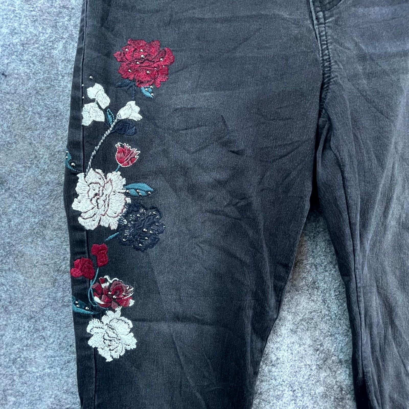 Jennifer Lopez Jennifer Lopez Super Skinny Jeans Womens 12 Black Floral Y2K Size 34" / US 12 / IT 48 - 3 Thumbnail