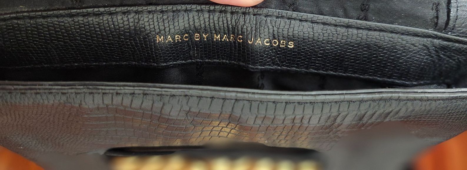 Marc by Marc Jacobs Marc by Marc Jacobs Black Leather Crossbody Bag Gold Logo Size ONE SIZE - 6 Thumbnail