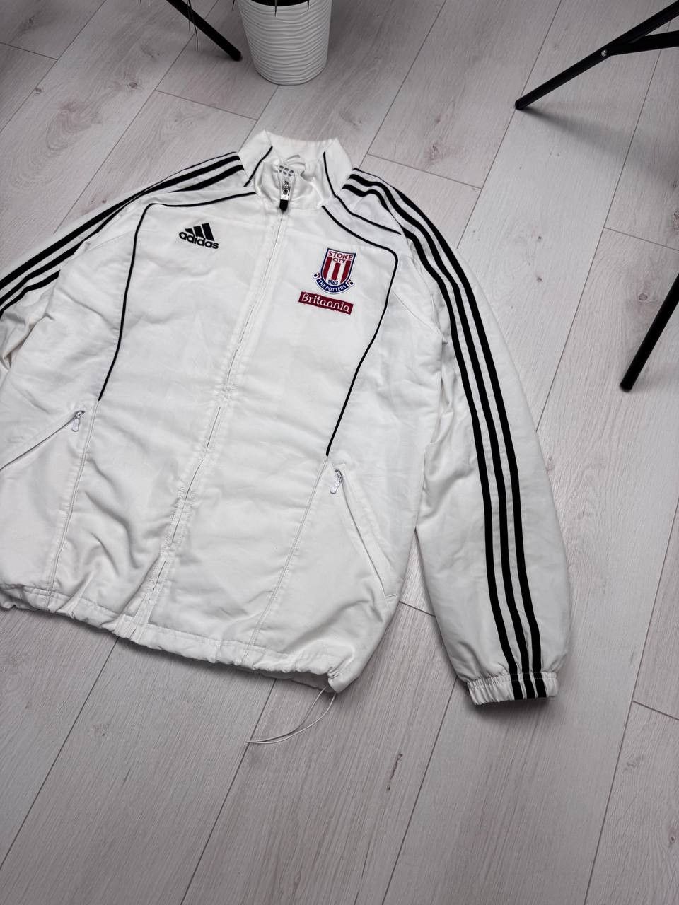 Adidas × Vintage Stoke City Jacket With Zipped White Adidas Mens Size L Size US L / EU 52-54 / 3 - 3 Thumbnail