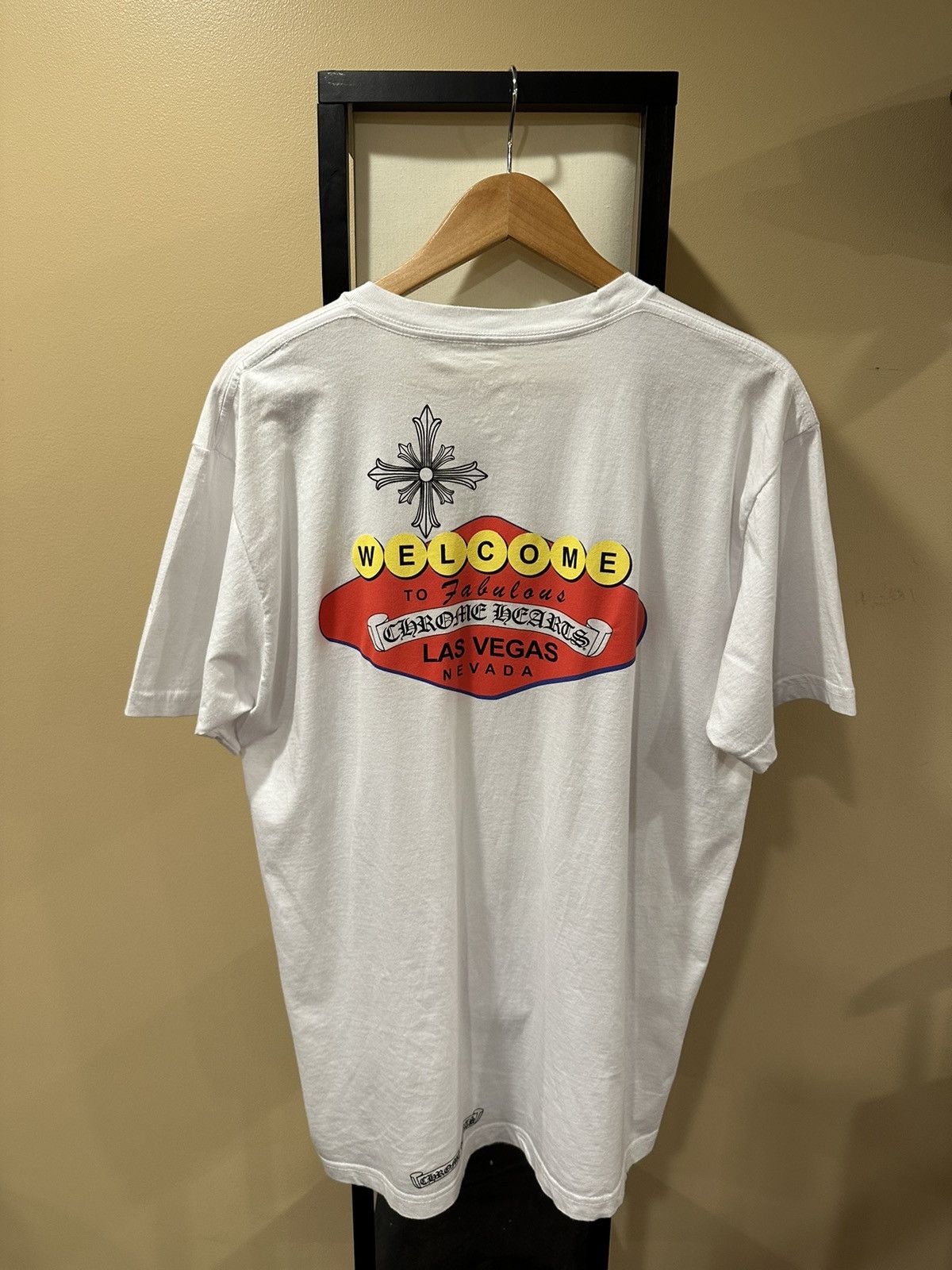 Chrome Hearts Chrome Hearts Welcome to Las Vegas Scroll Logo White Tee Size US XL / EU 56 / 4 - 1 Thumbnail