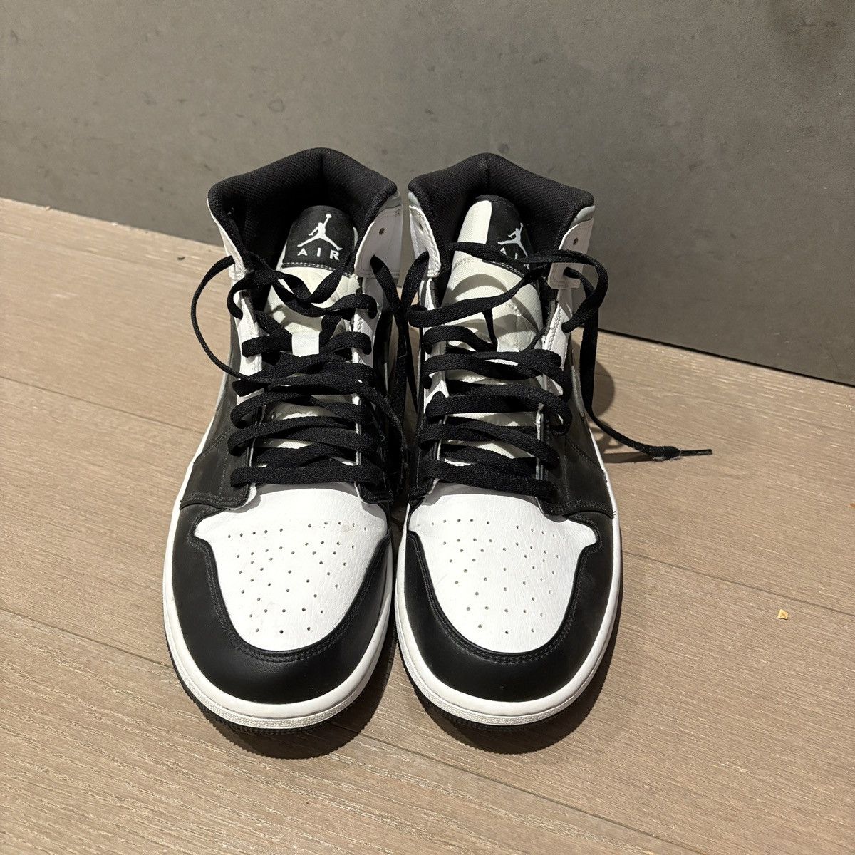Nike Air Jordan 1 Mid in ‘White Shadow’ Size US 13 / EU 46 - 6 Thumbnail