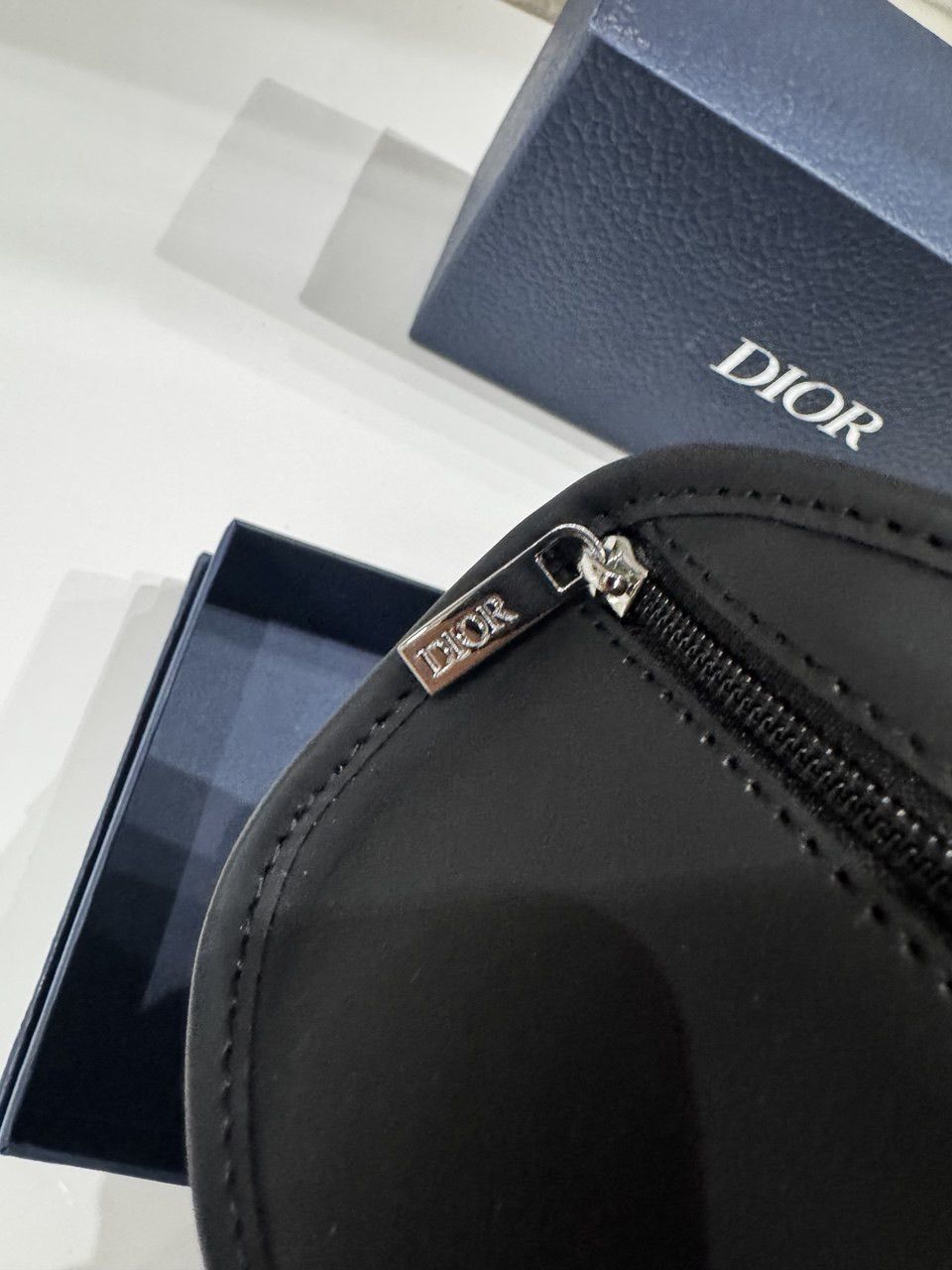 Dior Christian Dior "Lady" Black Oval Cat Eye Shield Sunglasses Size ONE SIZE - 16 Thumbnail