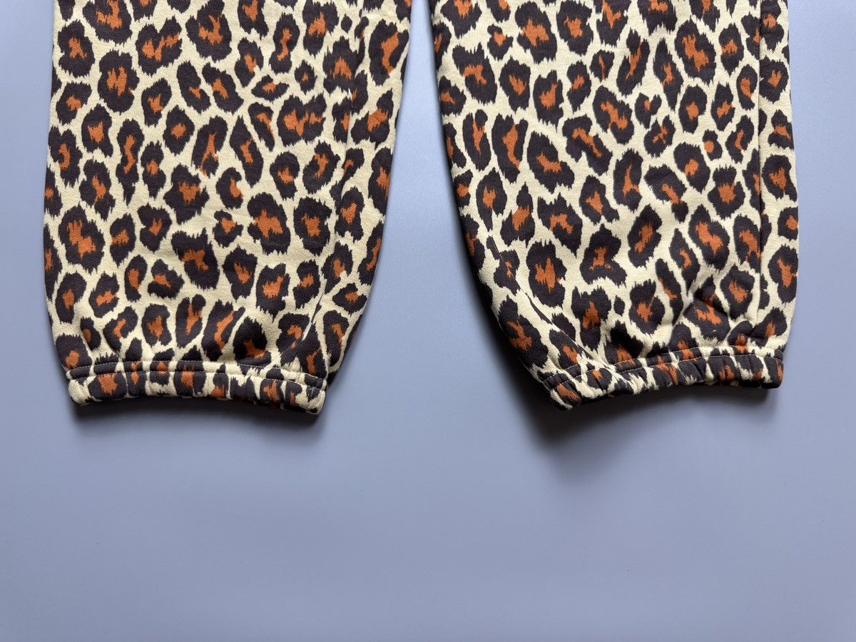 Adidas × Jeremy Scott Adidas x Jeremy Scott - Leopard Print Sweat Jogger Pants Size US 28 / EU 44 - 4 Thumbnail