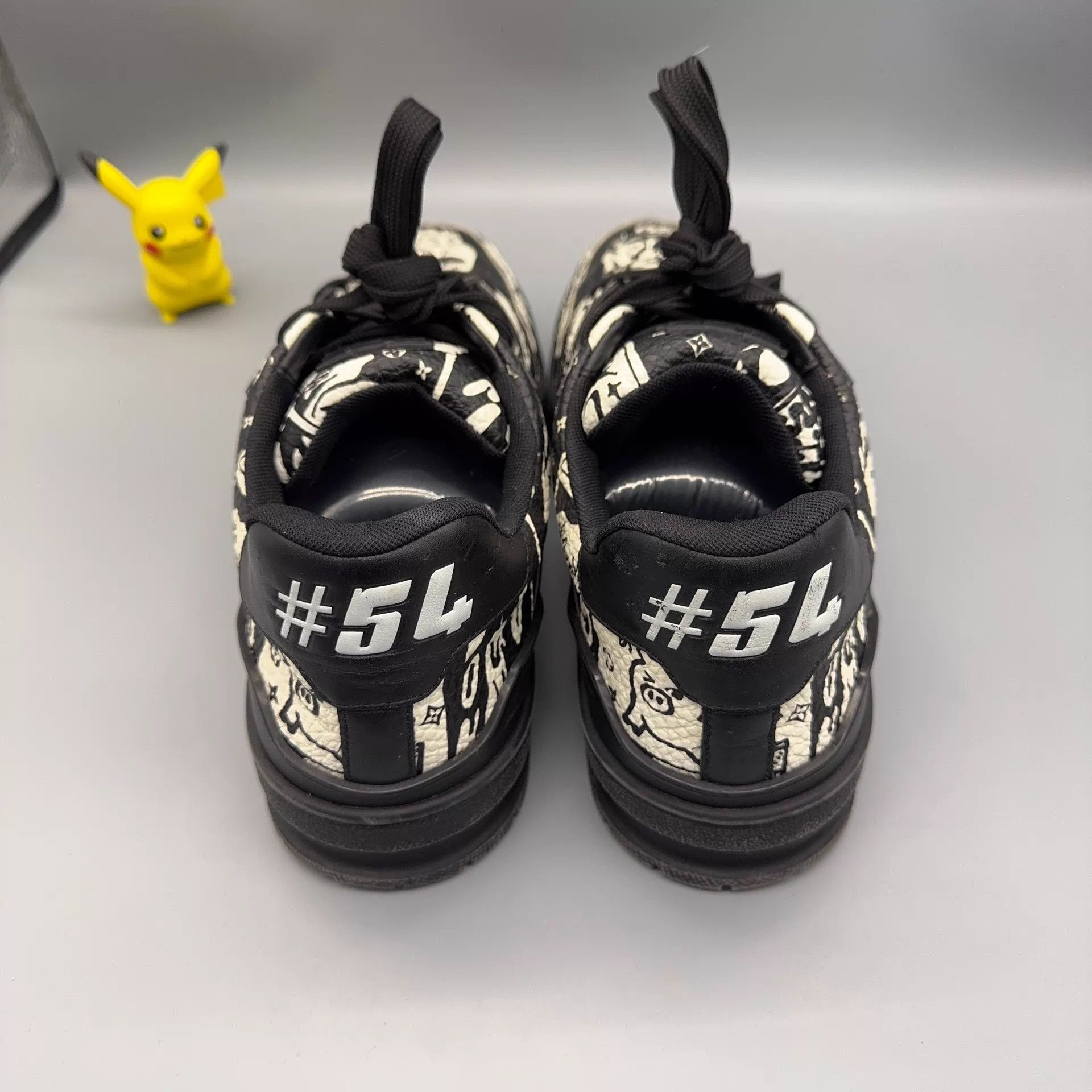 Louis Vuitton LOUIS VUITTON Trainer Black & White Print Sneaker 41 Size US 8 / EU 41 - 3 Thumbnail