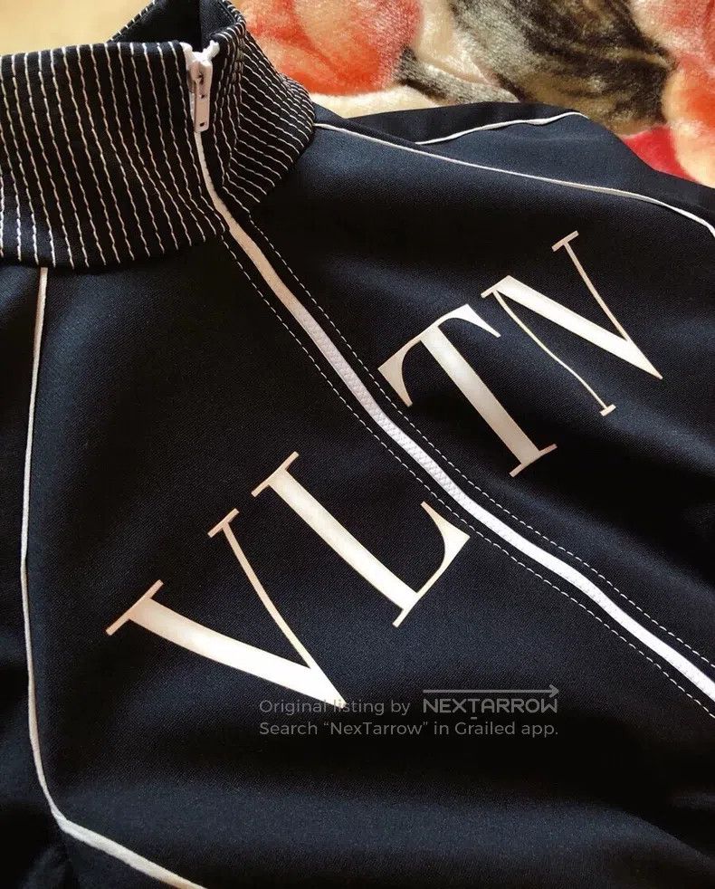 Valentino Valentino Letter waist dress Size M / US 6-8 / IT 42-44 - 3 Thumbnail