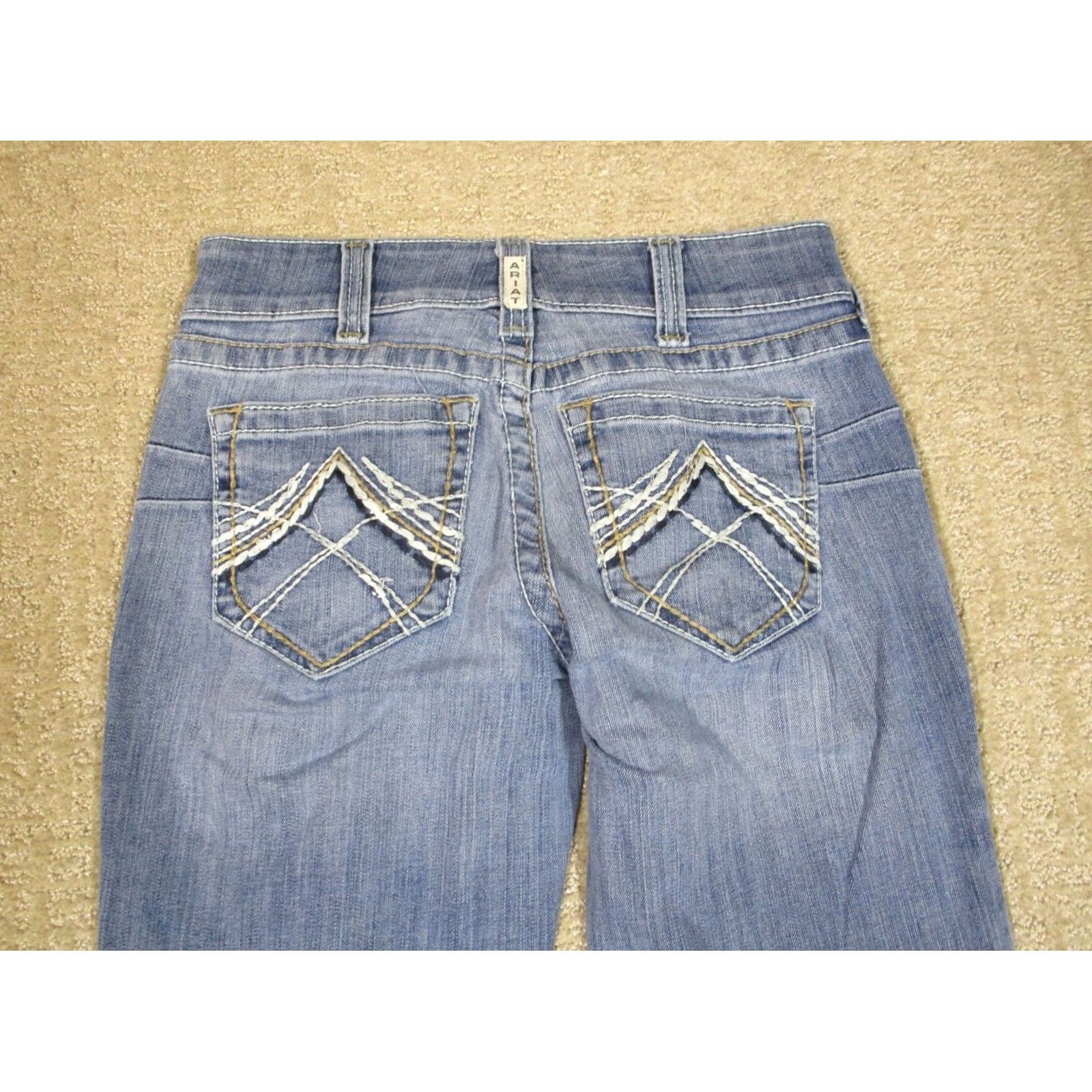 Ariat Ariat Jeans Women 26 Light Wash Blue Bootcut Western Denim 5-Pocket Regular Rise Low Rise 32in Inseam Logo Cowboy Southwestern Mens Womens Girls Boys Size 26" / US 2 / IT 38 - 4 Thumbnail