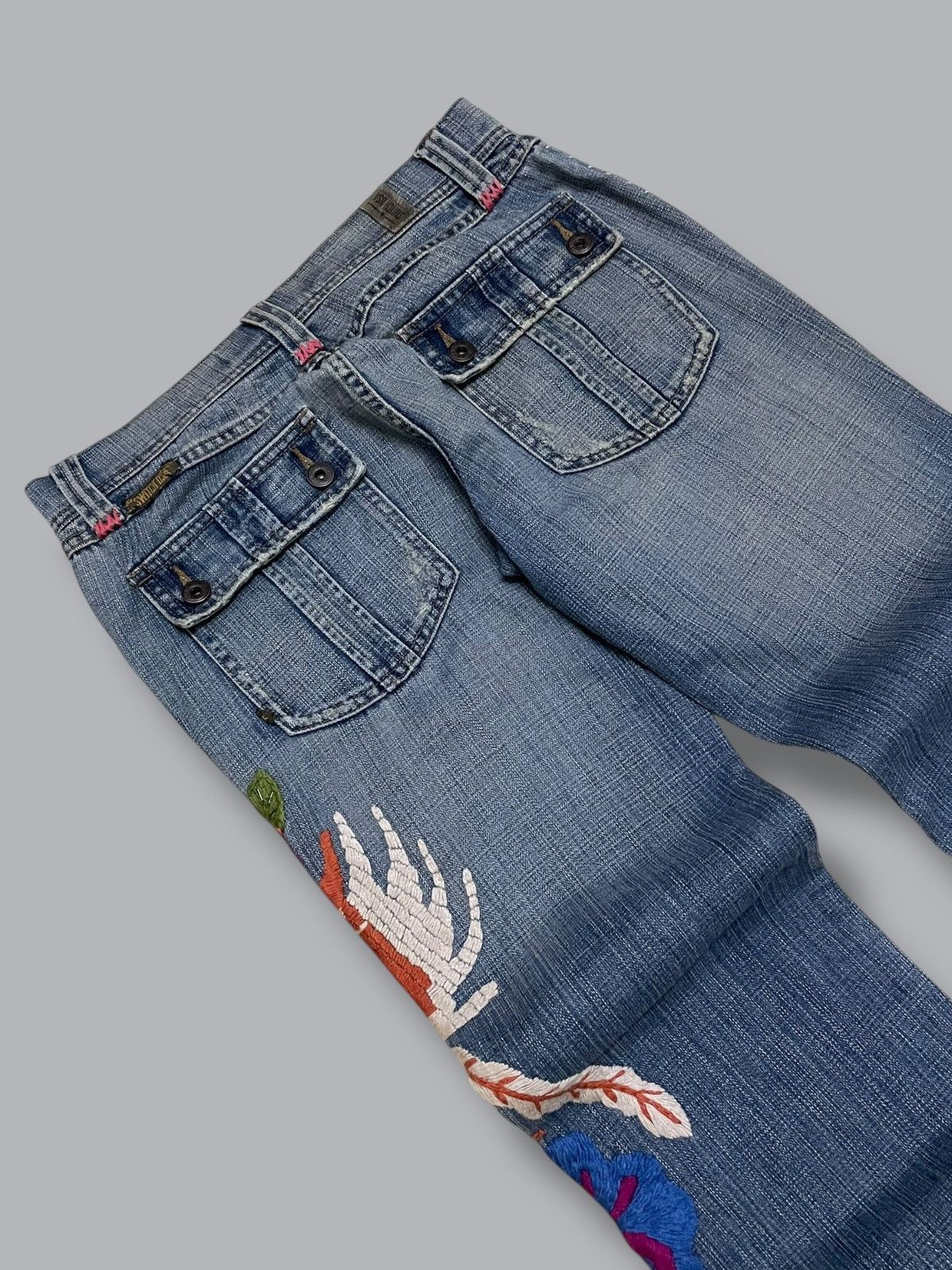 Japanese Brand Vintage 1990s Designer Swtich Usa Embroidered Art Denim Size US 29 - 15 Thumbnail