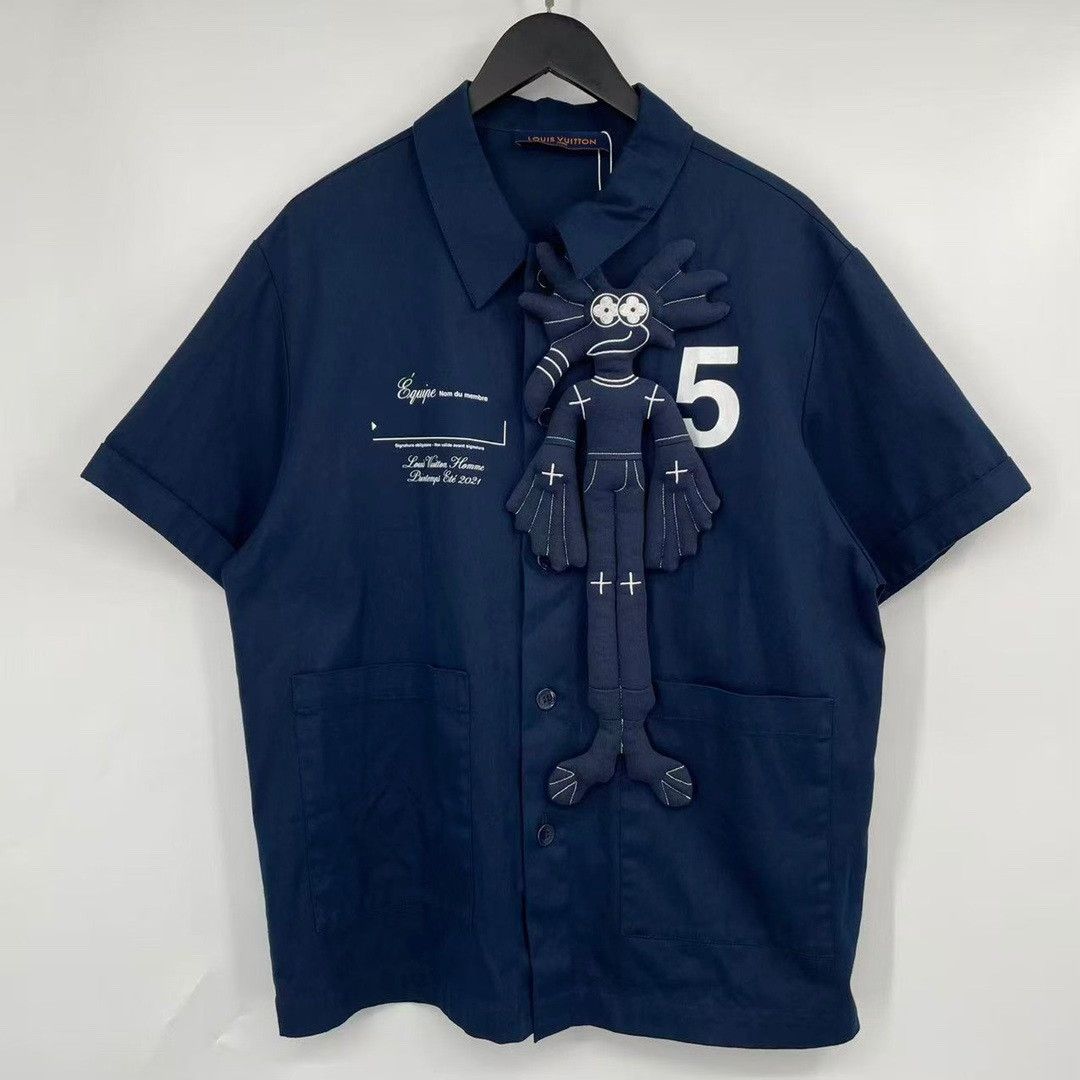 Louis Vuitton Louis Vuitton Item M Men Size US M / EU 48-50 / 2 - 1 Thumbnail