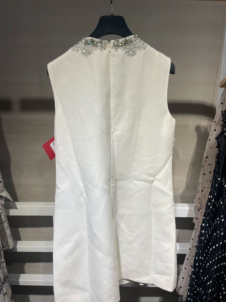 Valentino Valentino Round neck embroidered slim sleeveless dress Size M / US 6-8 / IT 42-44 - 4 Thumbnail