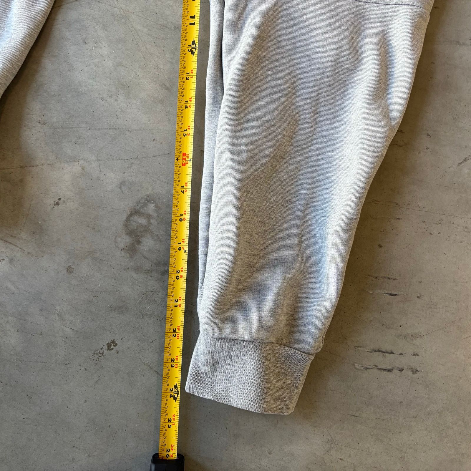 Nike Grey Nike Tech Jogger Sweatpants Size US 28 / EU 44 - 4 Thumbnail