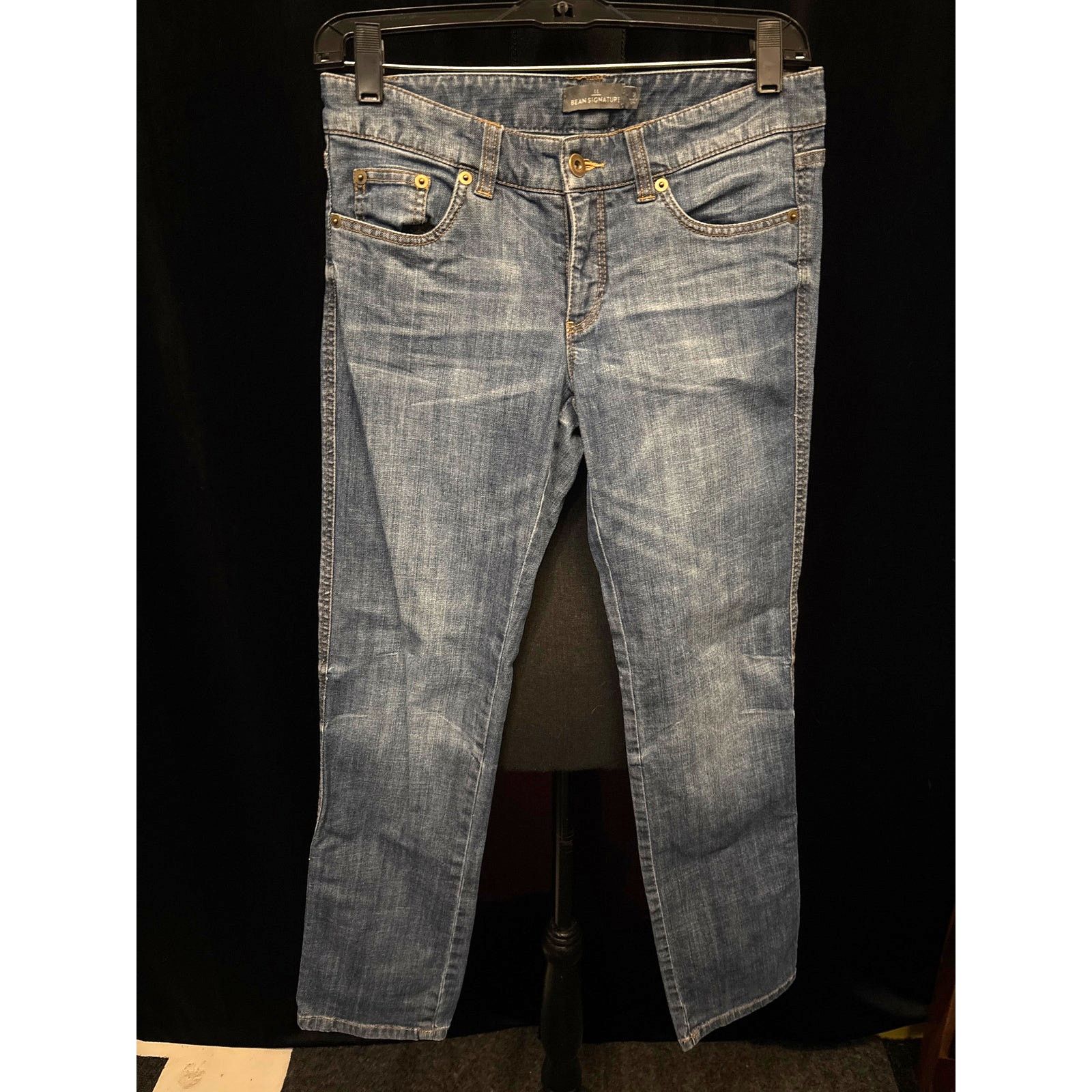 L.L. Bean L.L. Bean Signature Jeans Size 26" / US 2 / IT 38 - 1 Thumbnail