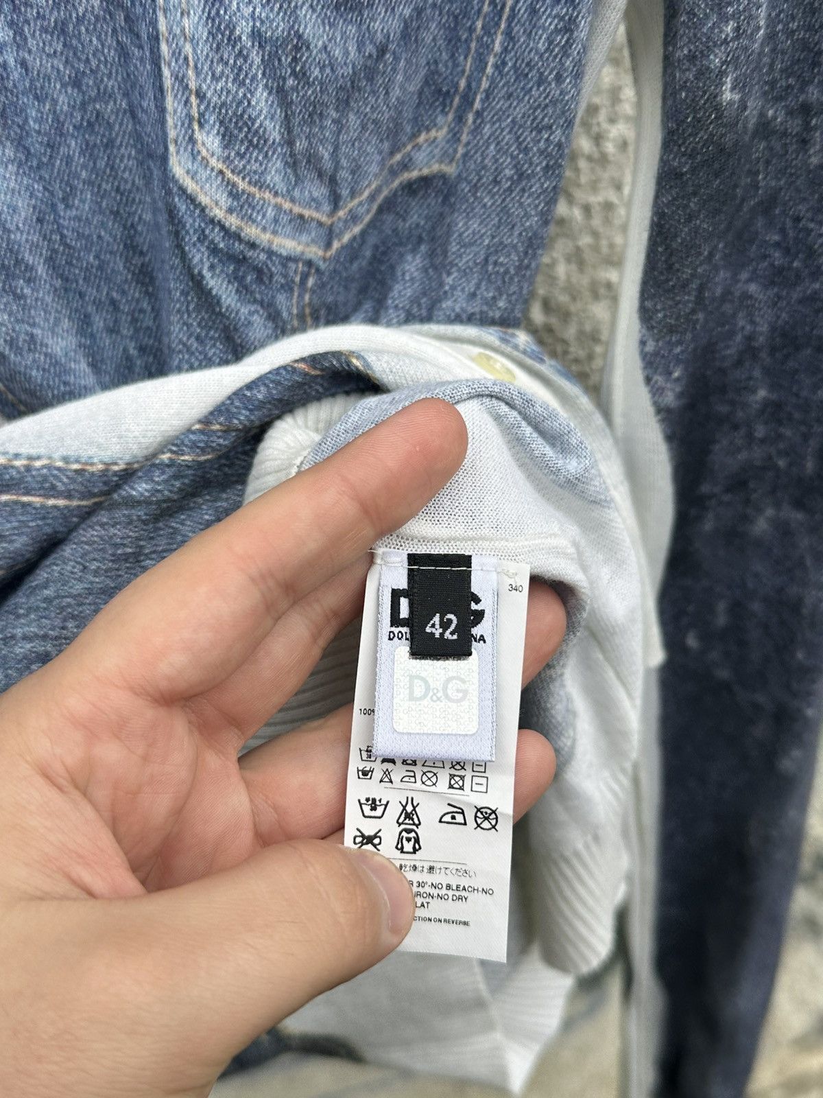 Dolce & Gabbana 1990s Y2K Dolce & Gabbana Trompe L’oeil Denim Cardigan Size M / US 6-8 / IT 42-44 - 4 Thumbnail