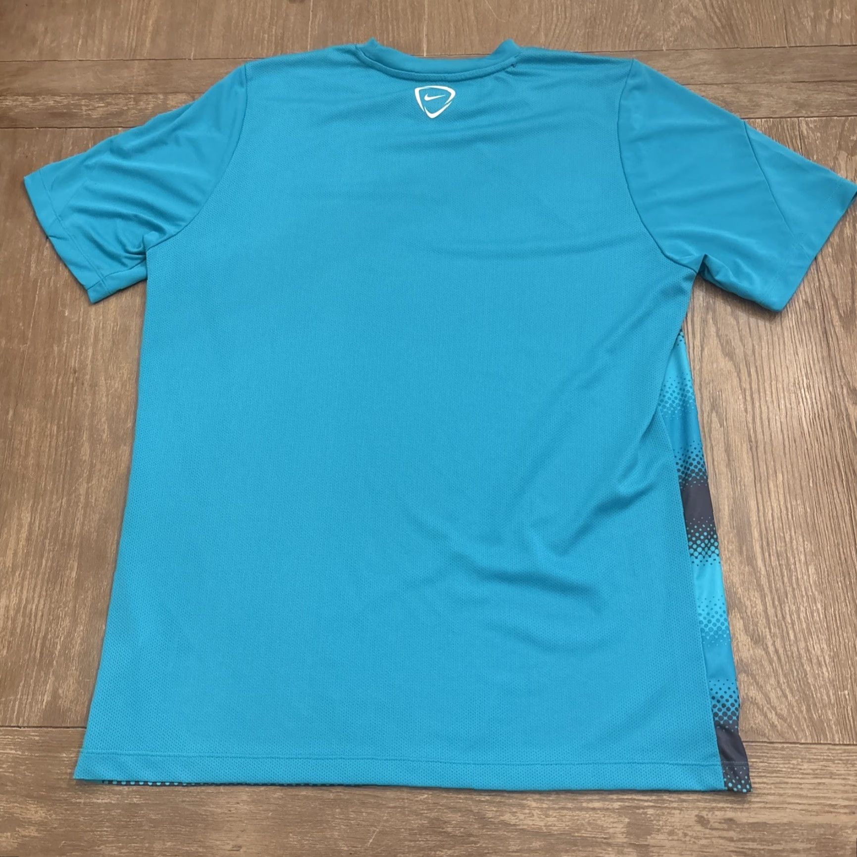 Nike NIKE GPX Turbo T-Shirt Soccer Dri-FIT XL Green/White Mens Rare EUC Size US XL / EU 56 / 4 - 5 Thumbnail