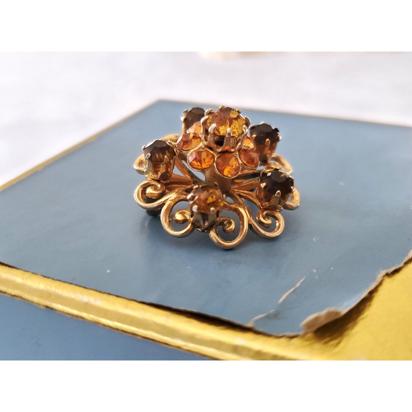 Other Vintage Coro Amber and Brown Rhinestone Mini Dome Brooch Pin Size ONE SIZE - 1 Thumbnail