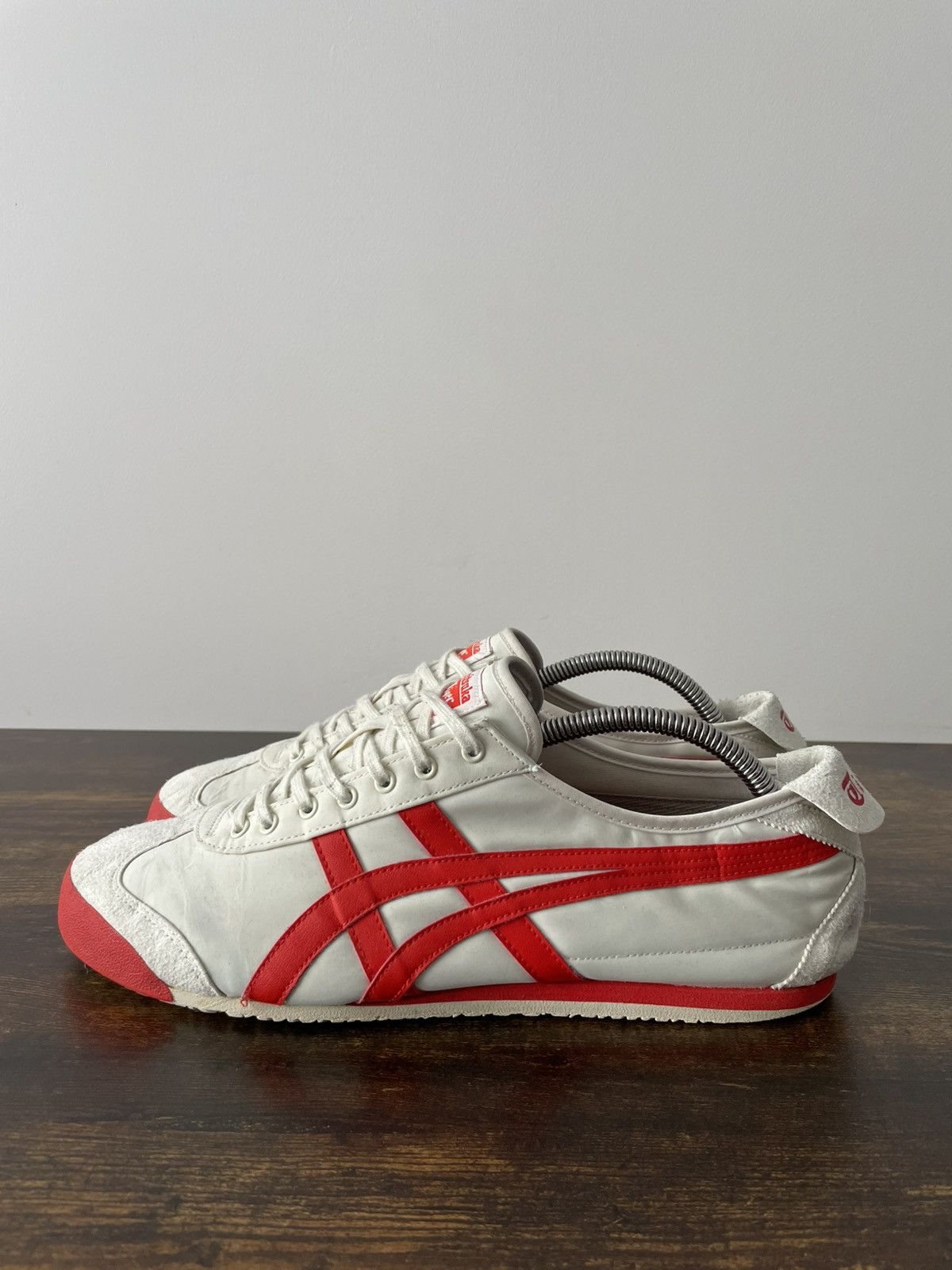 Asics Asics Onitsuka Tiger Shoes White/Red Y2K Size US 9.5 / EU 42-43 - 1 Thumbnail
