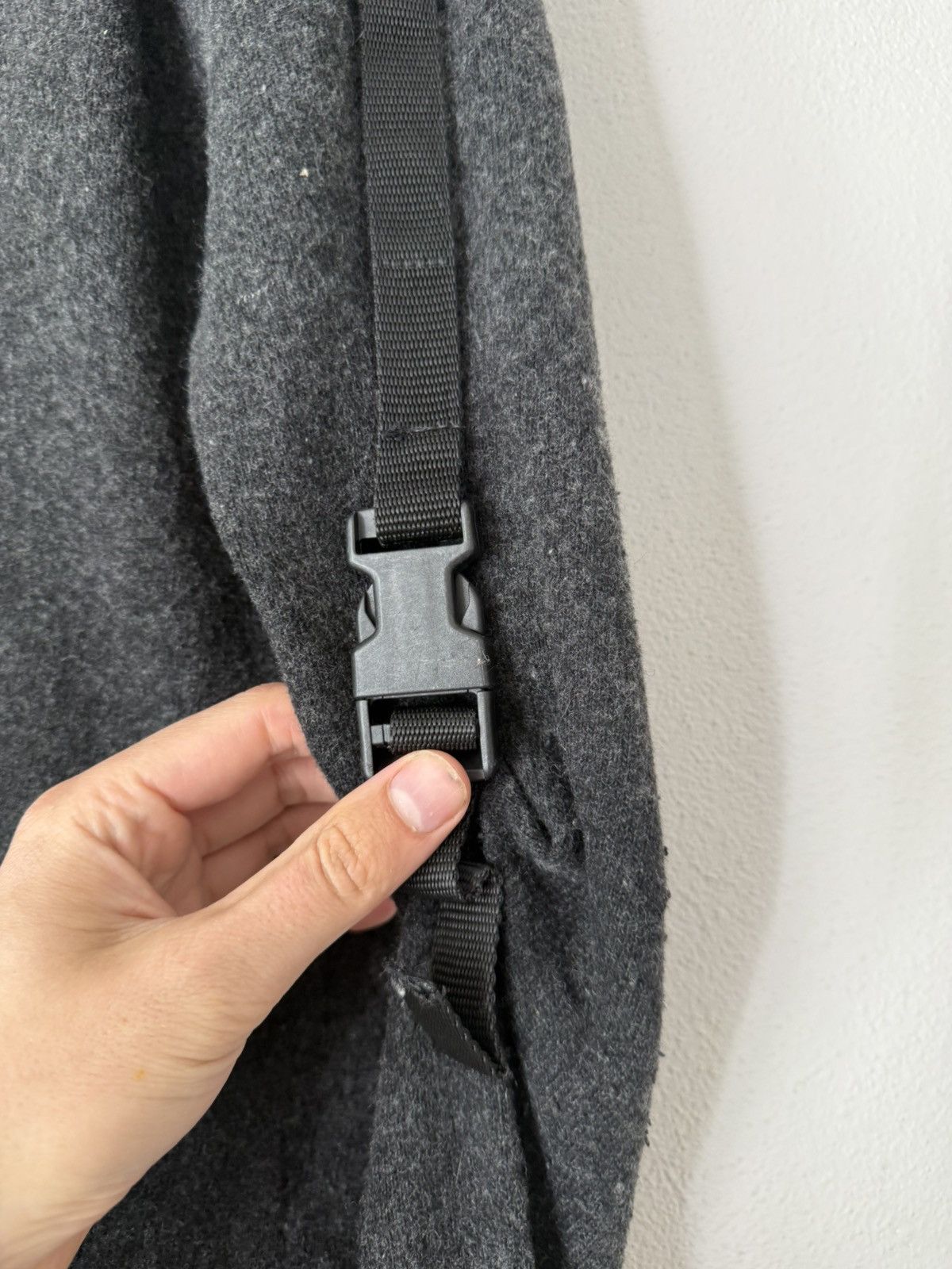Dolce & Gabbana D&G Charcoal Wool Sweater with Tactical Strap Detail Size US M / EU 48-50 / 2 - 3 Thumbnail