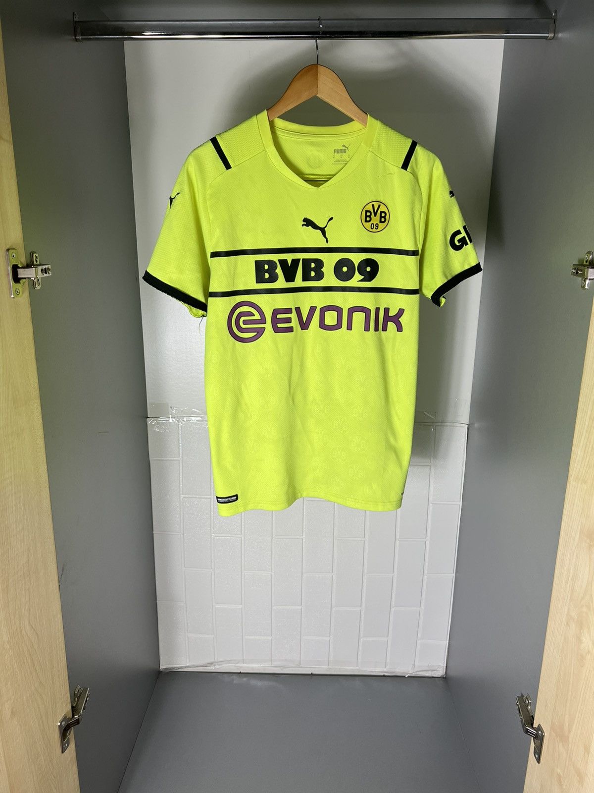 Puma VINTAGE PUMA FC BORUSSIA DORTMUND GERMANY SOCCER JERSEY Y2K Size US M / EU 48-50 / 2 - 2 Thumbnail
