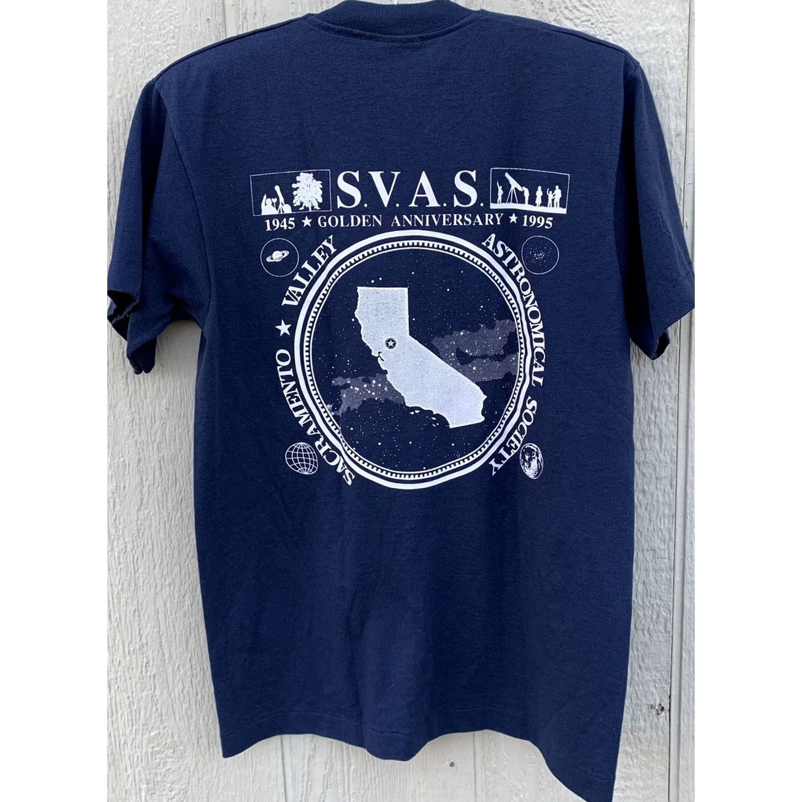 Fruit Of The Loom VINTAGE Fruit of the Loom SVAS 50th Anniversary Celebration pocket tee 1995 Astronomical M Blue Unisex Shirt 1990s Boys Girls Mens Womens Size US M / EU 48-50 / 2 - 5 Thumbnail