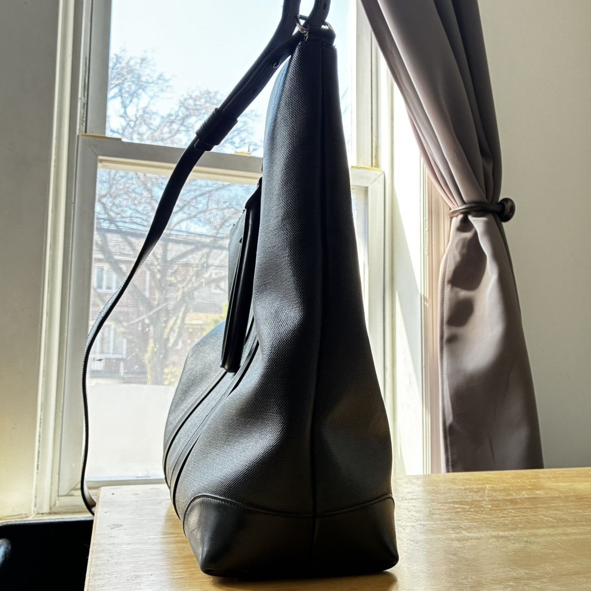Saint Laurent Paris Saint Laurent Classic Zip Leather Tote Size ONE SIZE - 7 Thumbnail