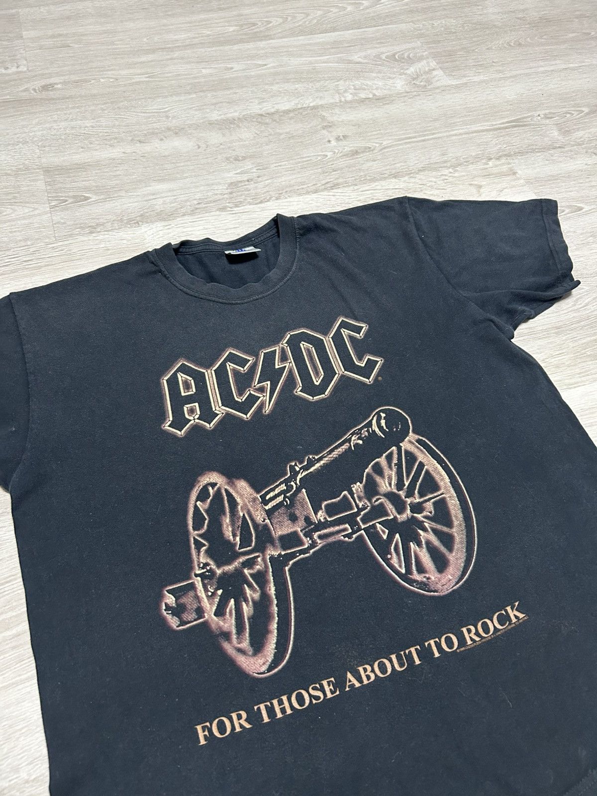 AC/DC Vintage AC/DC 1999 Rock T-shirt We Salute You! Size XL Size US XL / EU 56 / 4 - 2 Thumbnail