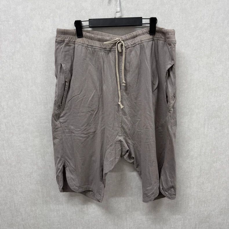 Rick Owens Rick Owens size l Sheepskin shorts Size US 28 / EU 44 - 1 Thumbnail