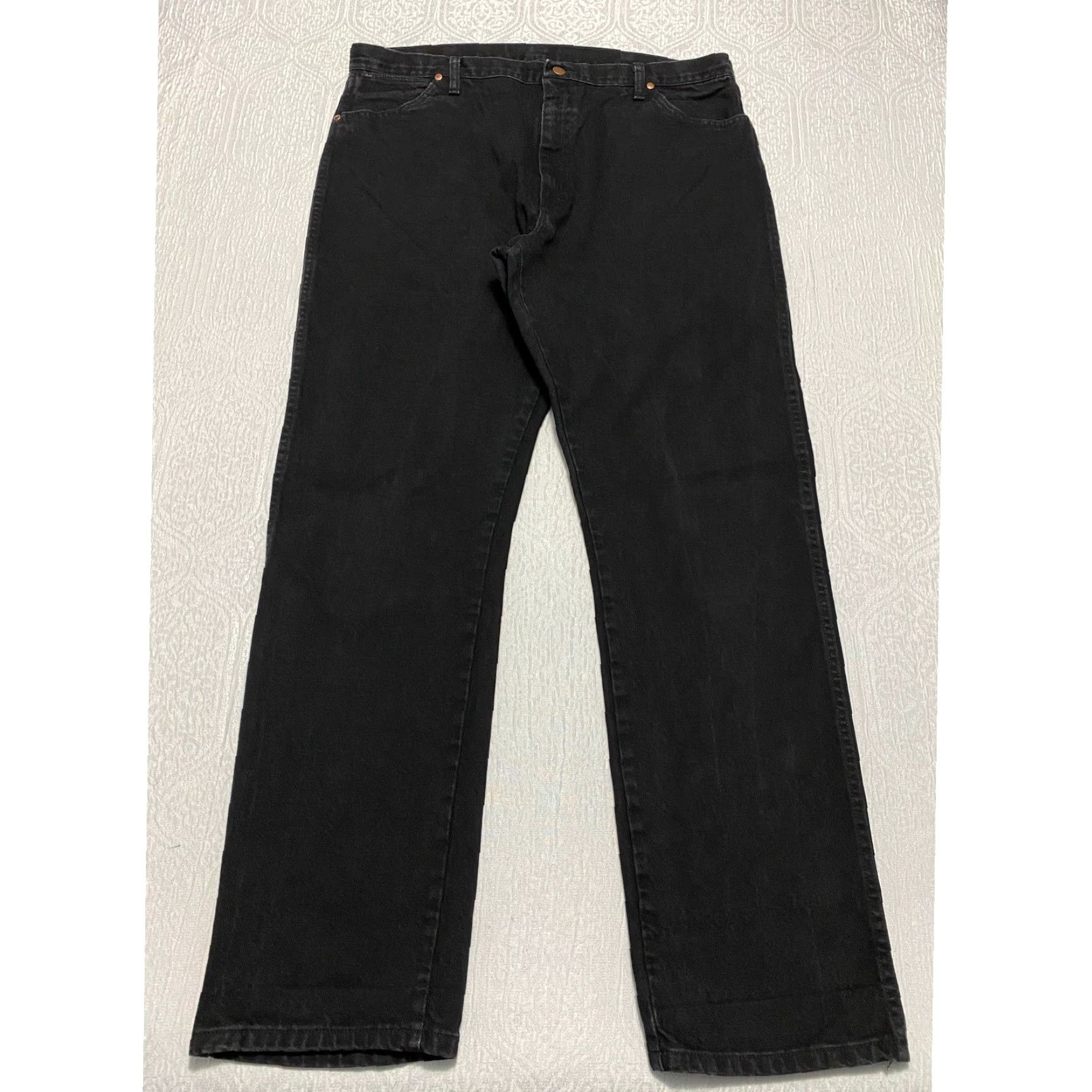 Wrangler VINTAGE Wrangler Jeans Mens Size 40×34 Black Denim 5-Pocket Design Western Cowboy Cut Straight Regular Size US 40 / EU 56 - 4 Thumbnail