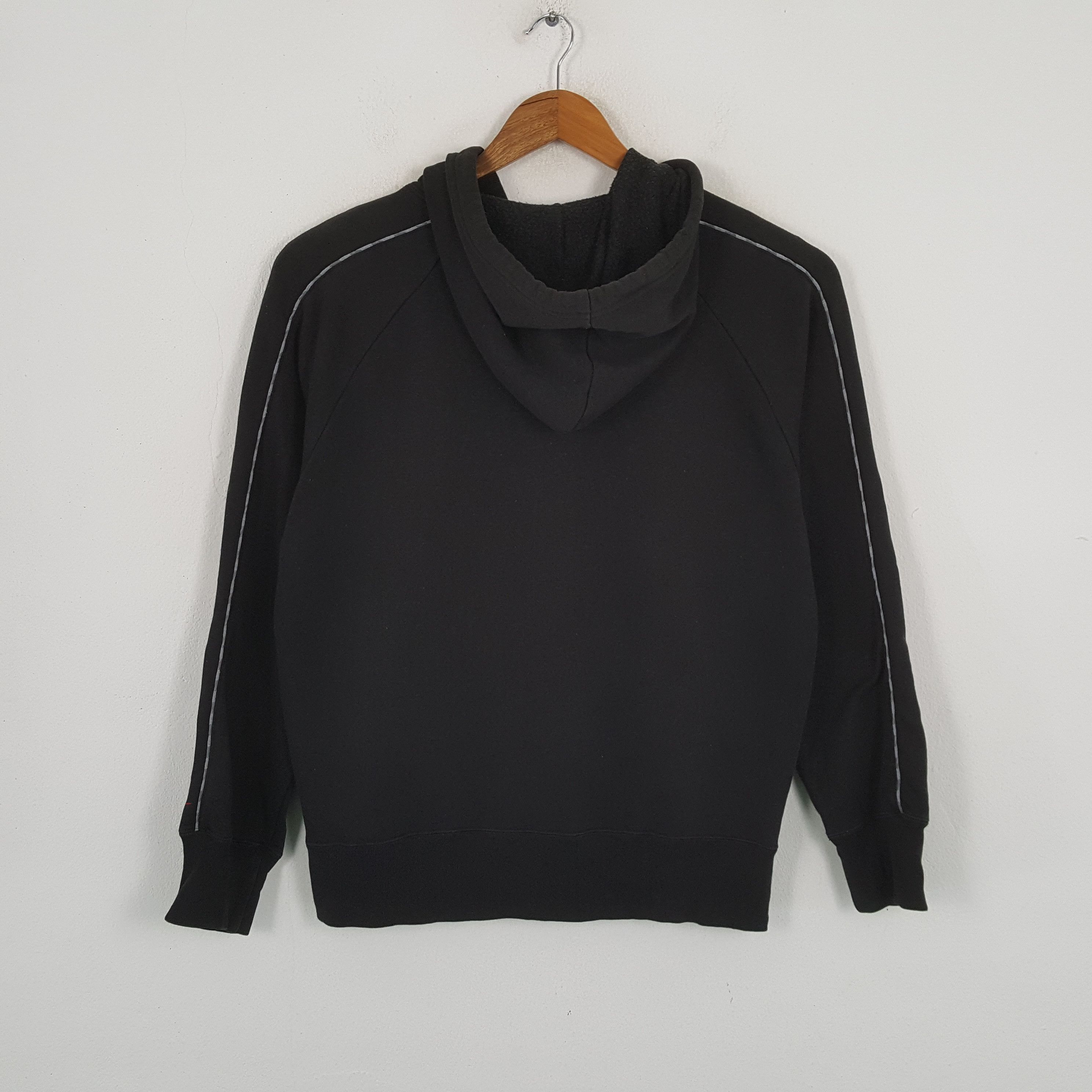 Nike × Vintage Vintage NIKE Sportswear Big Logo Design Hoodies Size US L / EU 52-54 / 3 - 3 Thumbnail