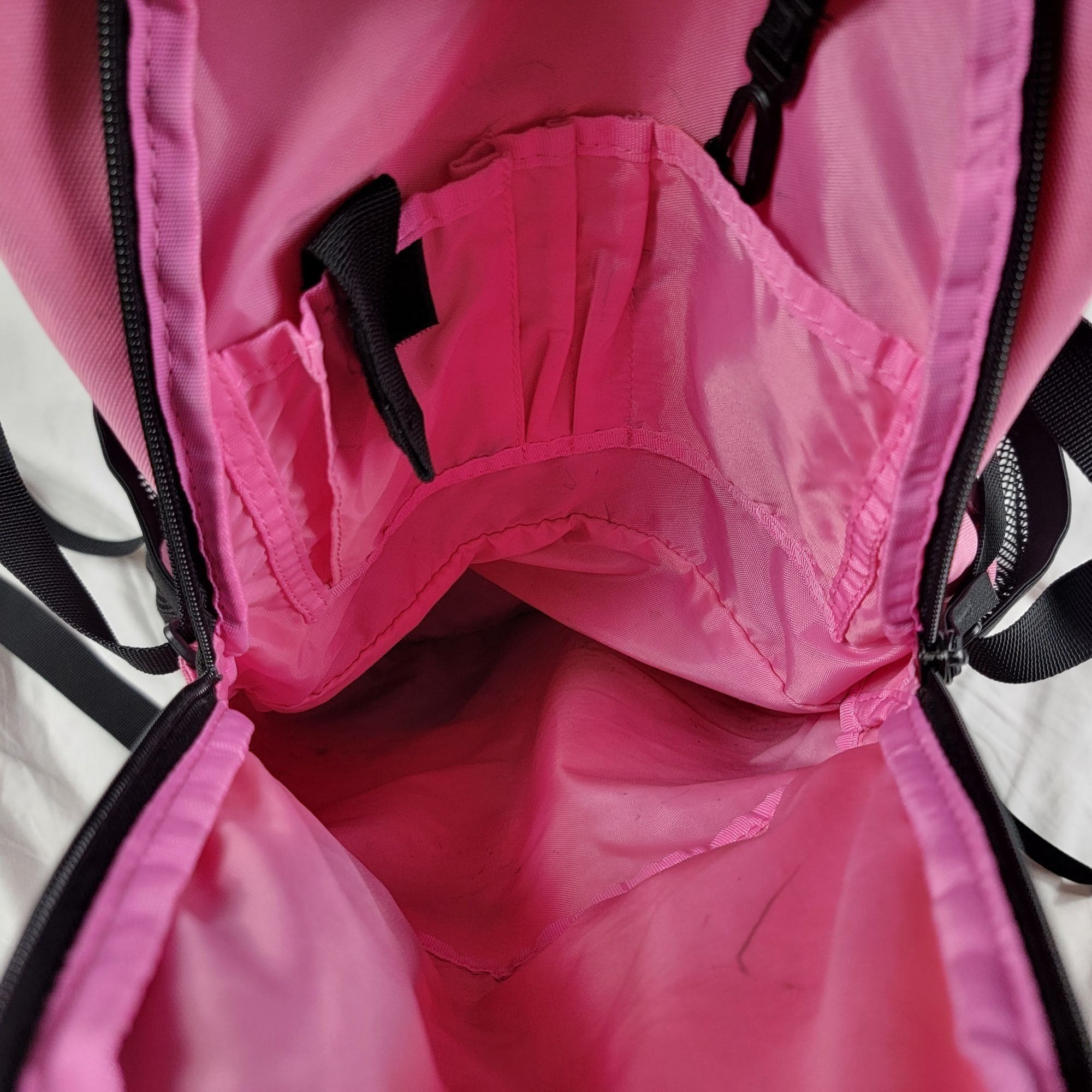 Nike Nike Pink Black Backpack School College Camping Hiking Trave Size ONE SIZE - 10 Thumbnail