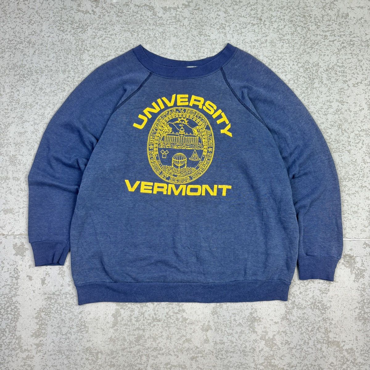 Vintage Vintage 70s University of Vermont Sweatshirt Size US XL / EU 56 / 4 - 1 Thumbnail