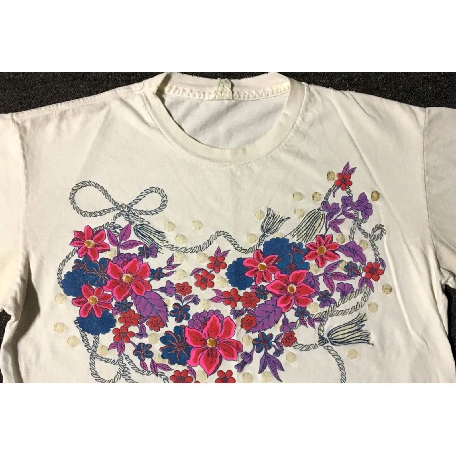 Vintage VINTAGE 90s Flower Art Faded Distress Shirt M USA Nature Beach Grunge Punk Rose 80s Mens Shirt M White Heart Art USA Flowers Vintage 90s Size US M / EU 48-50 / 2 - 5 Thumbnail