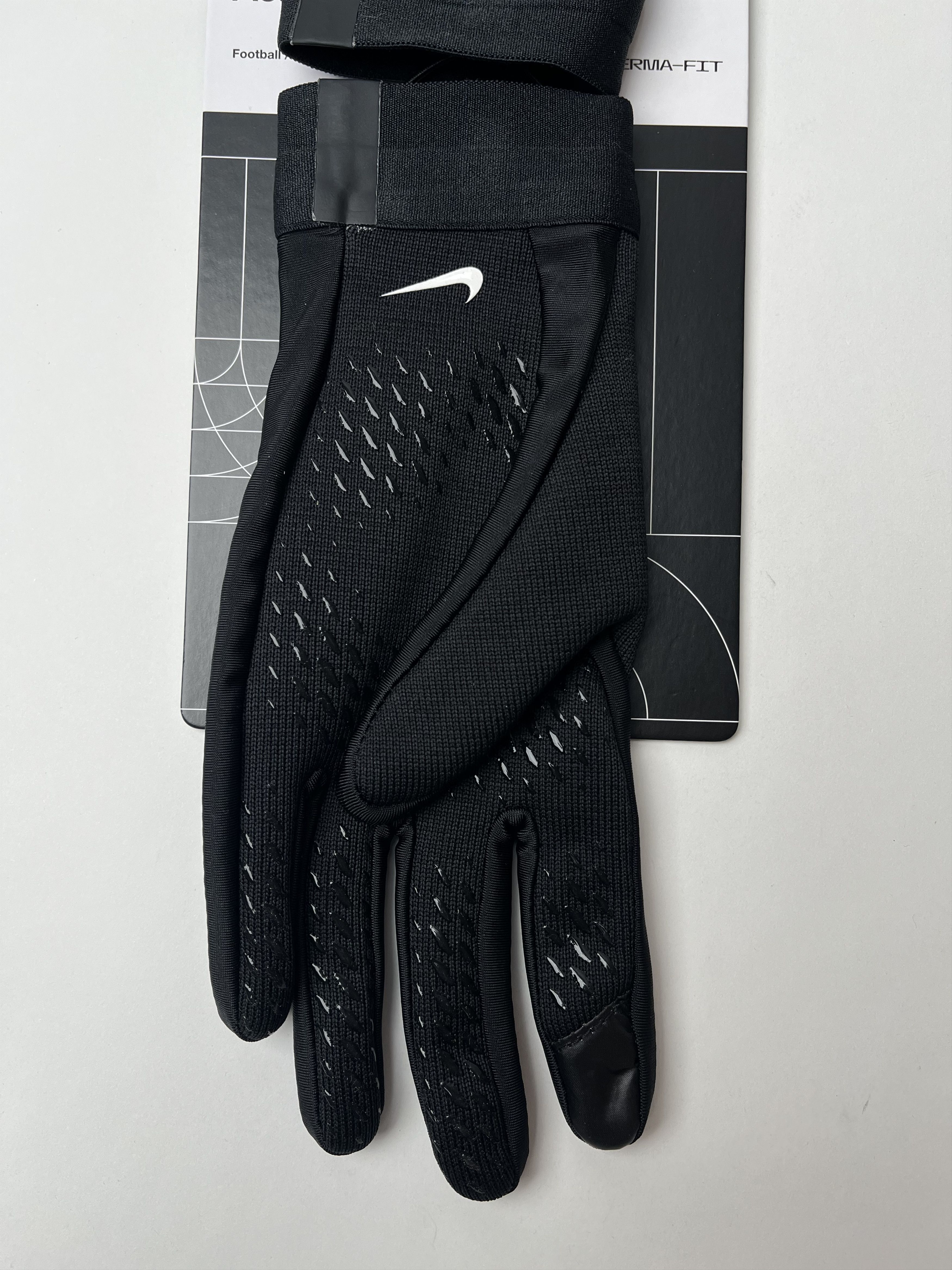 Nike Gloves Nike Therma-FIT Academy Size 30 - 2 Thumbnail