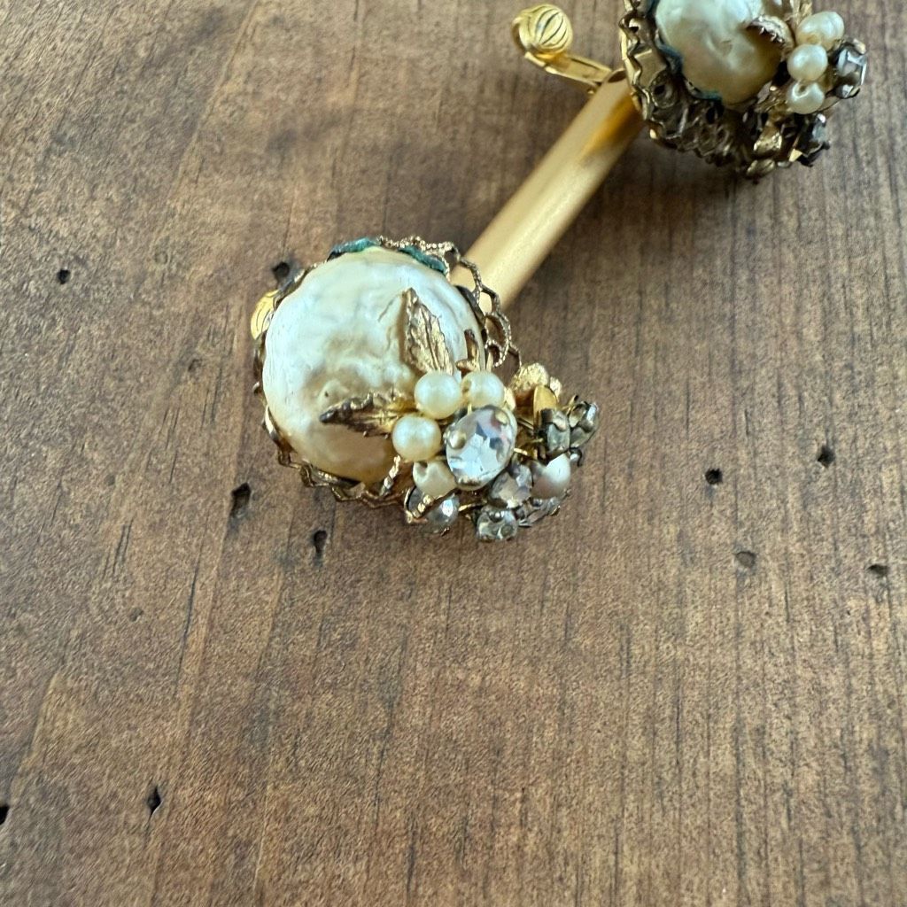 Vintage Vintage 50s Robert Signed Clip On Earrings Pearl Rhinestone Size ONE SIZE - 2 Thumbnail