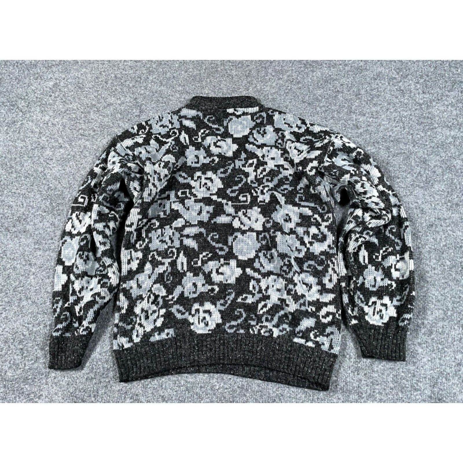 Vintage VTG Stefano Gray Floral Paisley High Neck Sweater Women's XS Knit Pullover 80s 90s Classic Preppy, Chilips (Note: remove this will cause incorrect). Size XS / US 0-2 / IT 36-38 - 2 Thumbnail