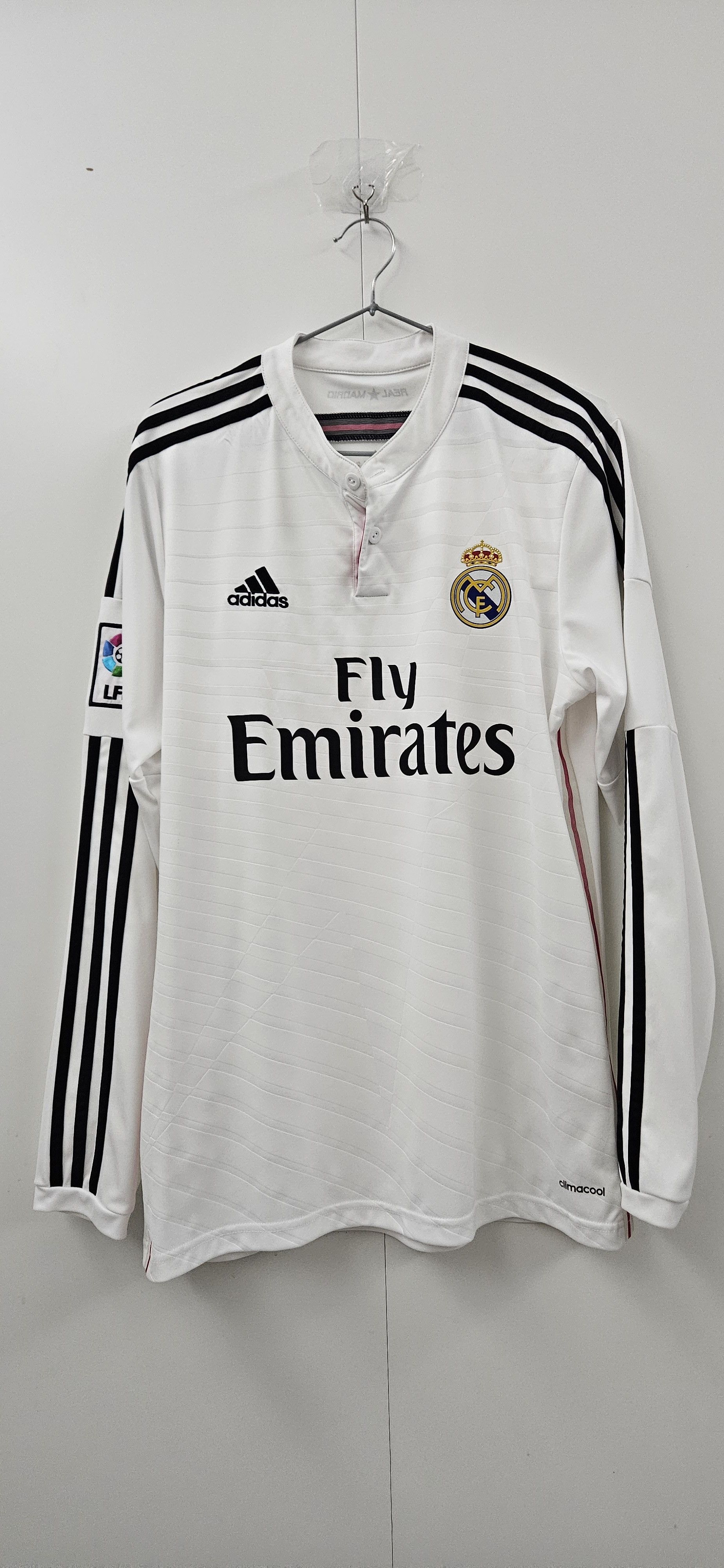 Other REAL MADRID 2014 2015 HOME LONG SLEEVE F49660 MEDIUM Size US M / EU 48-50 / 2 - 1 Thumbnail