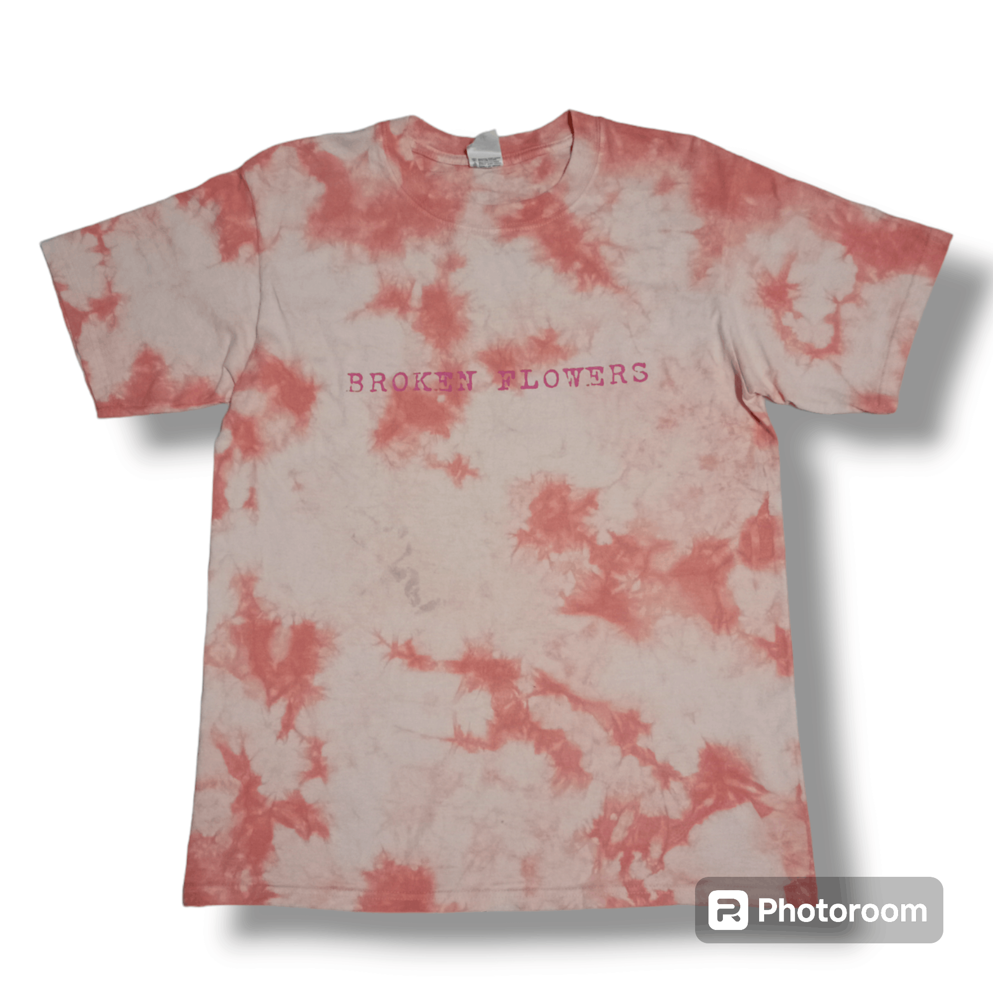 Vintage Vintage broken flowers movie t shirt Size US M / EU 48-50 / 2 - 1 Thumbnail