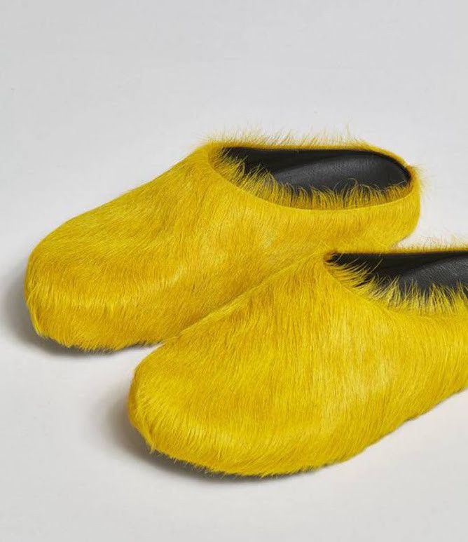 Marni o1w1db10326 Fussbett Calf-Hair Slippers in Yellow Size US 7 / EU 40 - 2 Thumbnail