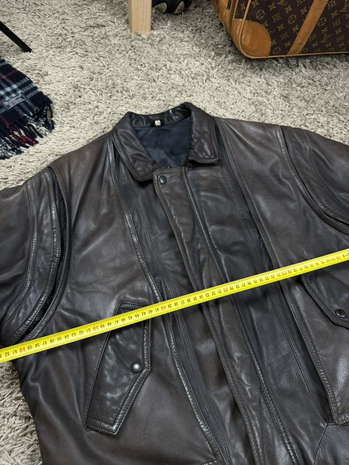 Vintage Vintage leather bomber jacket 90s original retro casual item Size US L / EU 52-54 / 3 - 3 Thumbnail