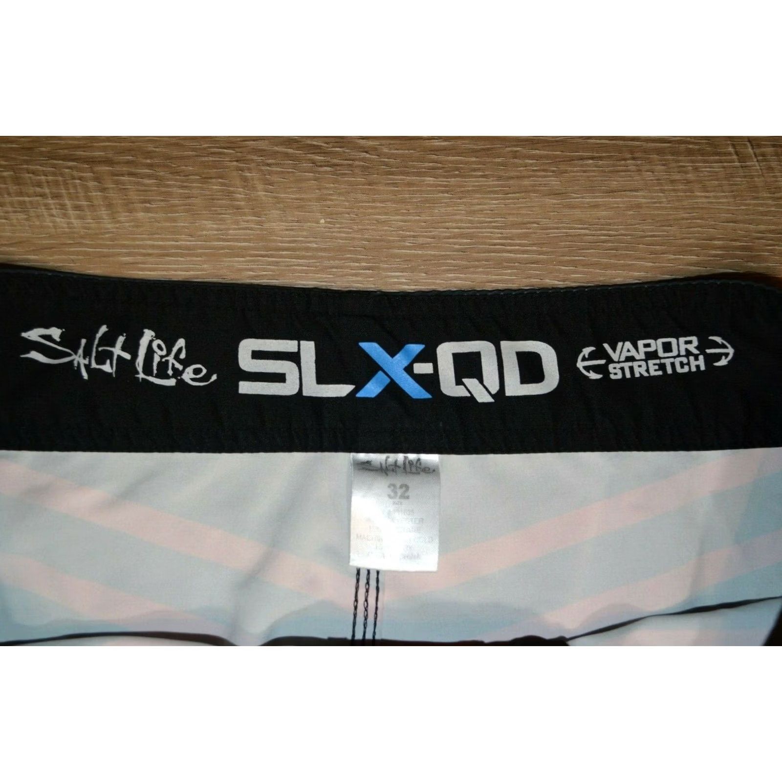 Vintage Salt Life Shorts Mens 34 Red Trunks Board SLX LIVE SALTY Gray Men Size Size US 34 / EU 50 - 4 Thumbnail