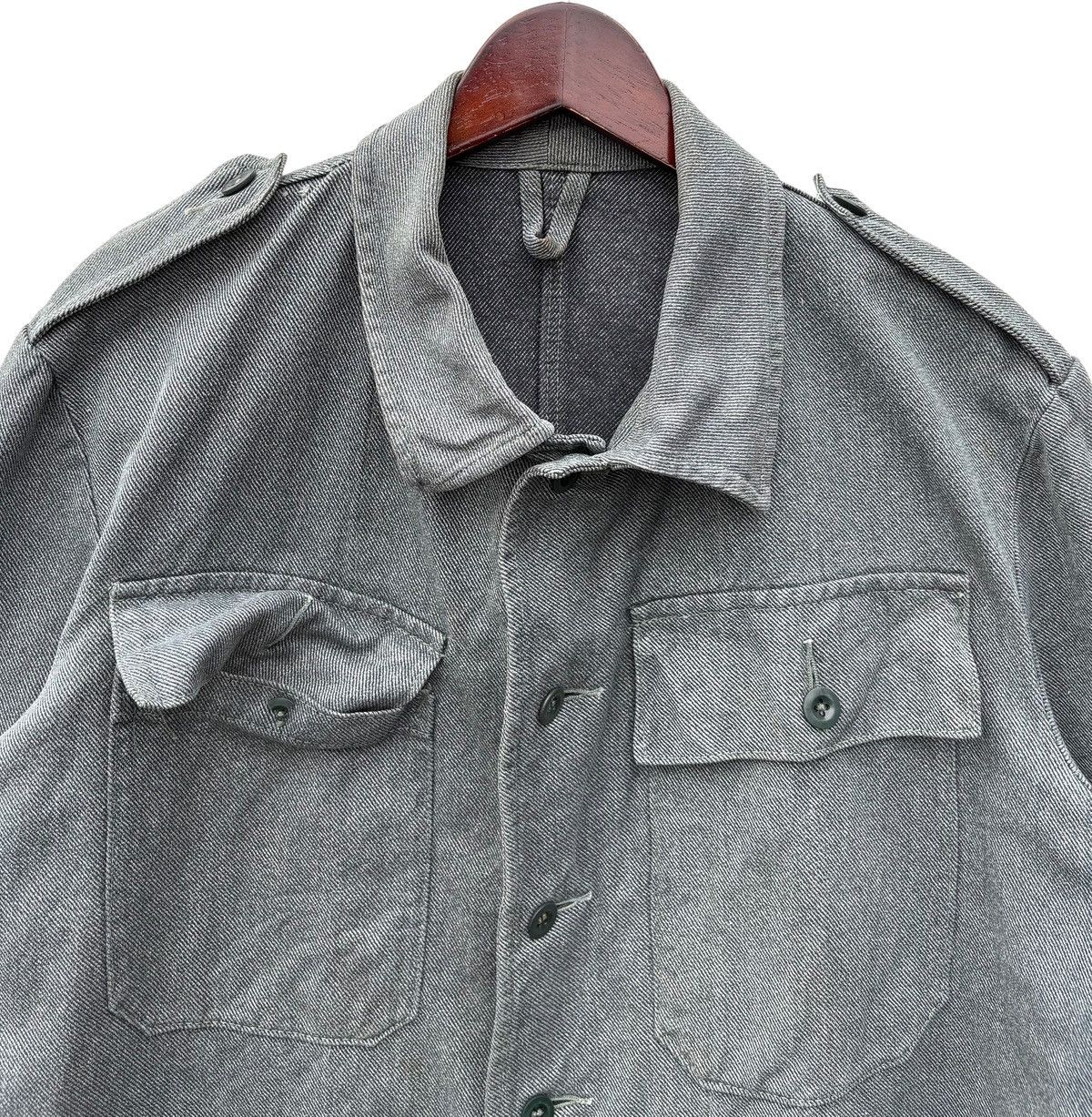 Vintage Vintage 70s Swiss Army Selvedge Military Work Jacket Size US M / EU 48-50 / 2 - 2 Thumbnail