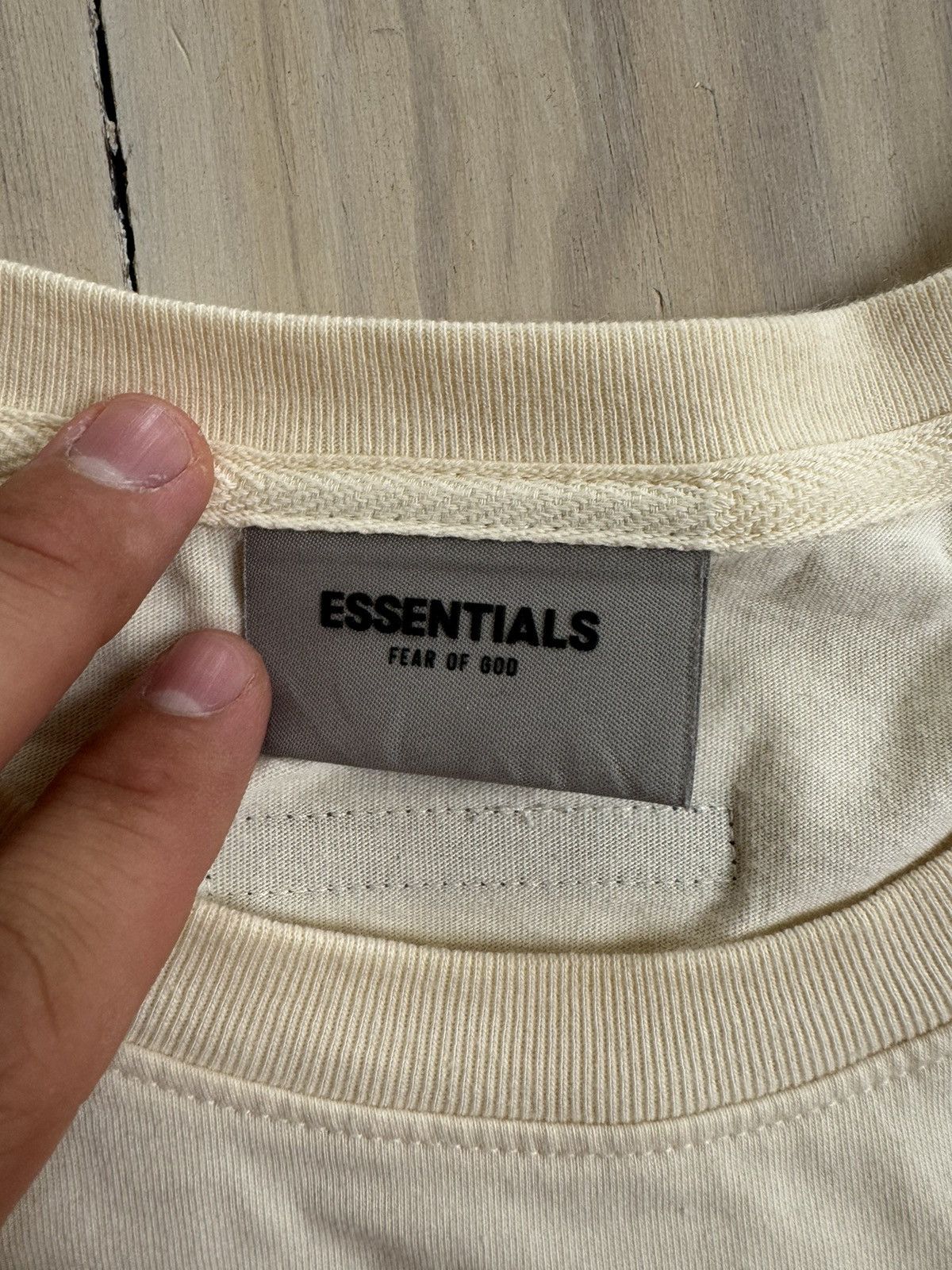 Essentials × Fear of God Fear of god essentials t shirt cream Size US L / EU 52-54 / 3 - 3 Thumbnail