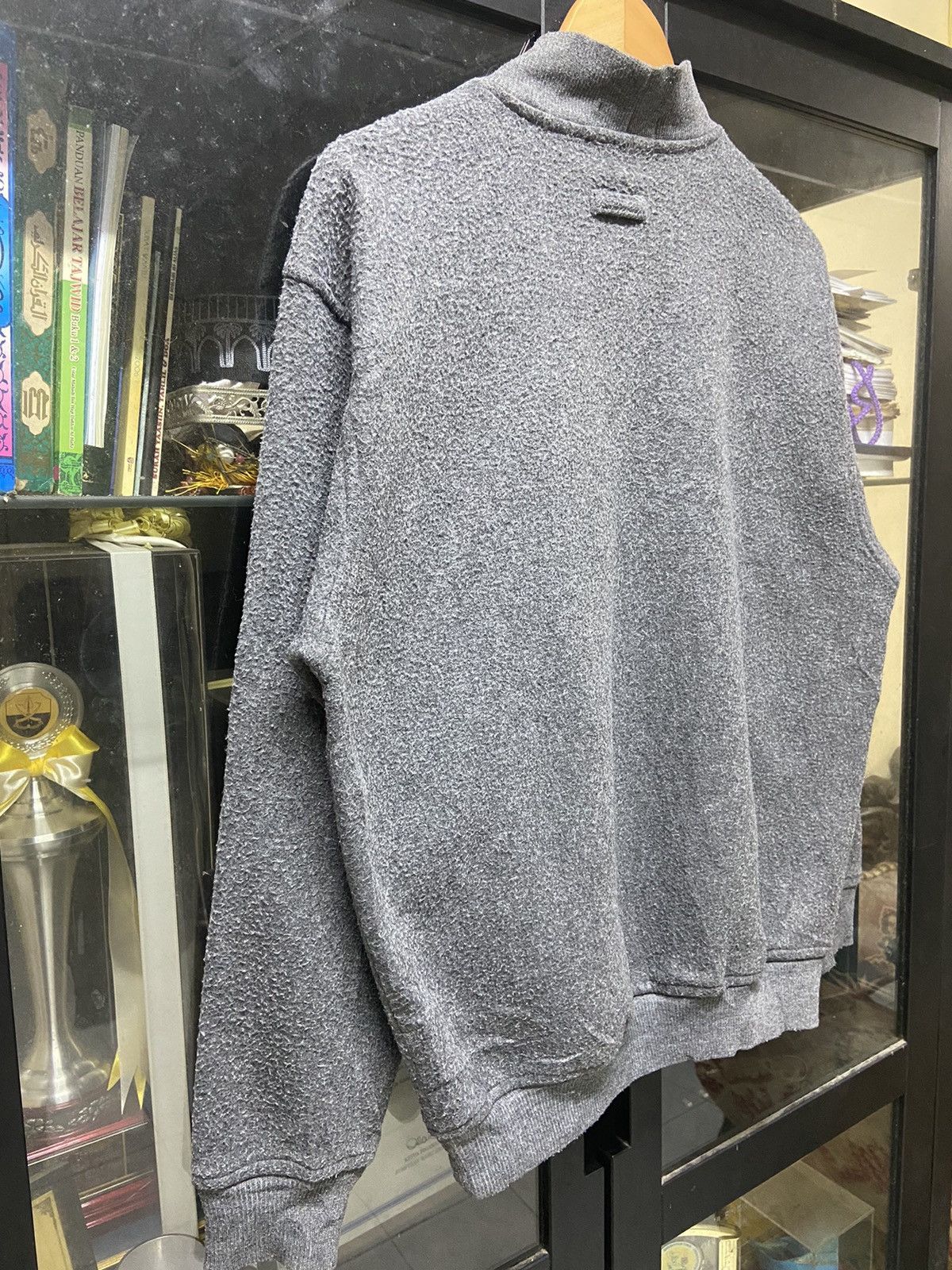 Valentino × Vintage Valentino Jeans SpellOut Sweatshirt Size US M / EU 48-50 / 2 - 5 Thumbnail