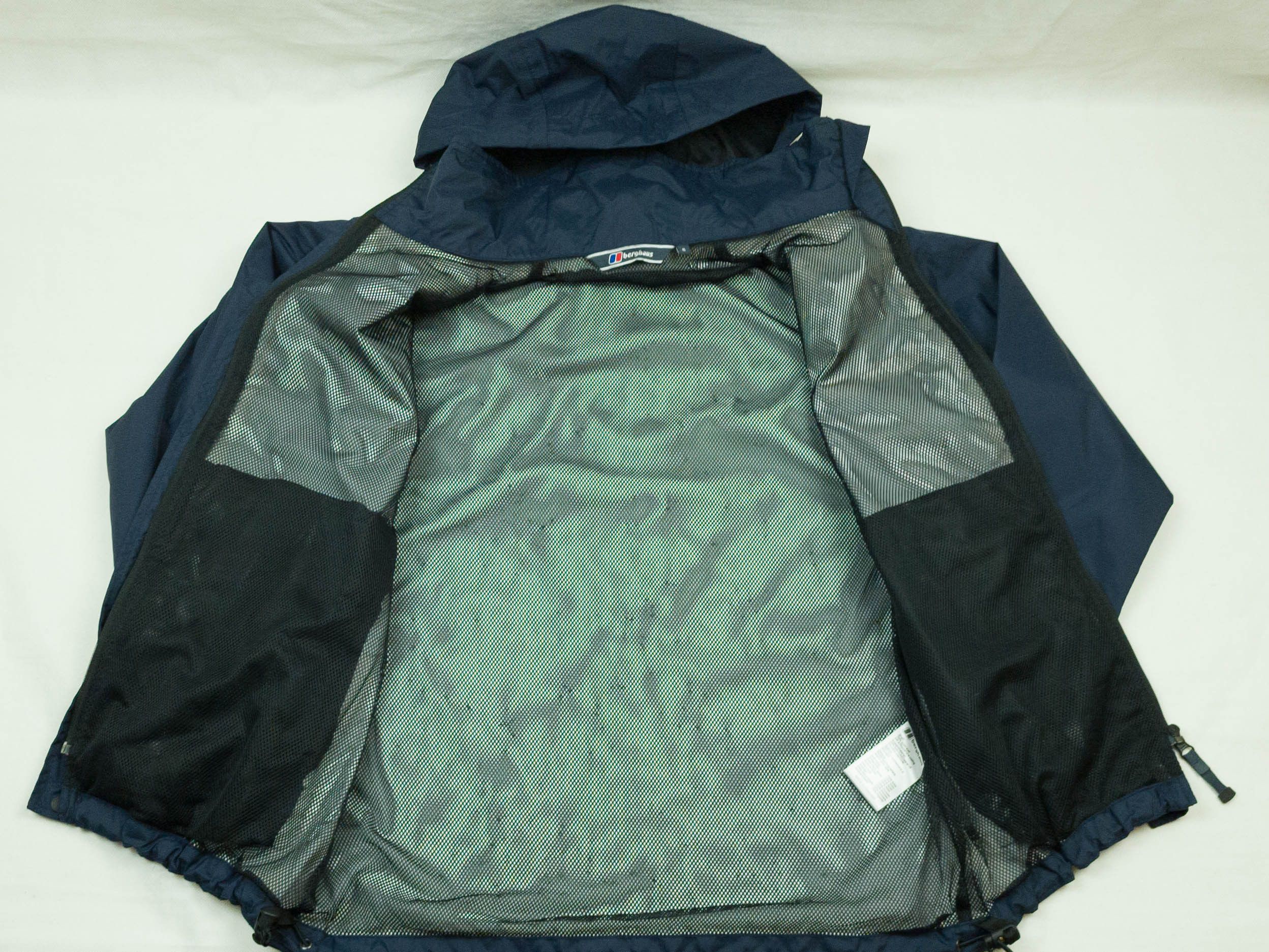 Berghaus Berghaus womens zip jacket aquafol size 10 ( M) ( LABEL 8) Size M / US 6-8 / IT 42-44 - 5 Thumbnail