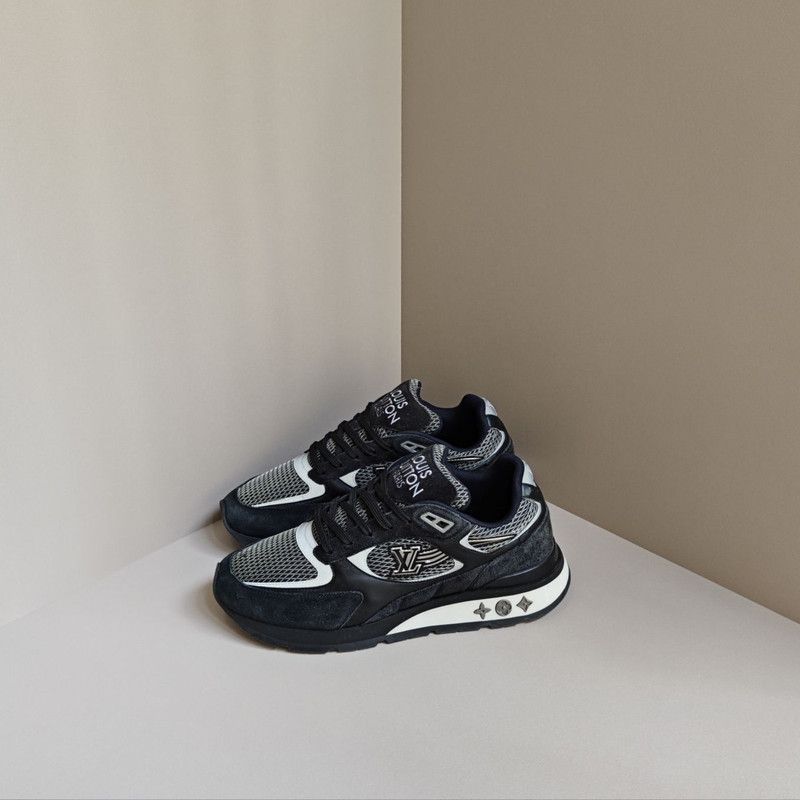 Louis Vuitton Louis Vuitton Run Away Casual Running Shoes 0079 Size US 7.5 / EU 40-41 - 1 Thumbnail