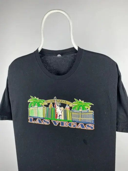 Band Tees Las Vegas Nevada T-shirt size Large vintage black Size US L / EU 52-54 / 3 - 4 Thumbnail