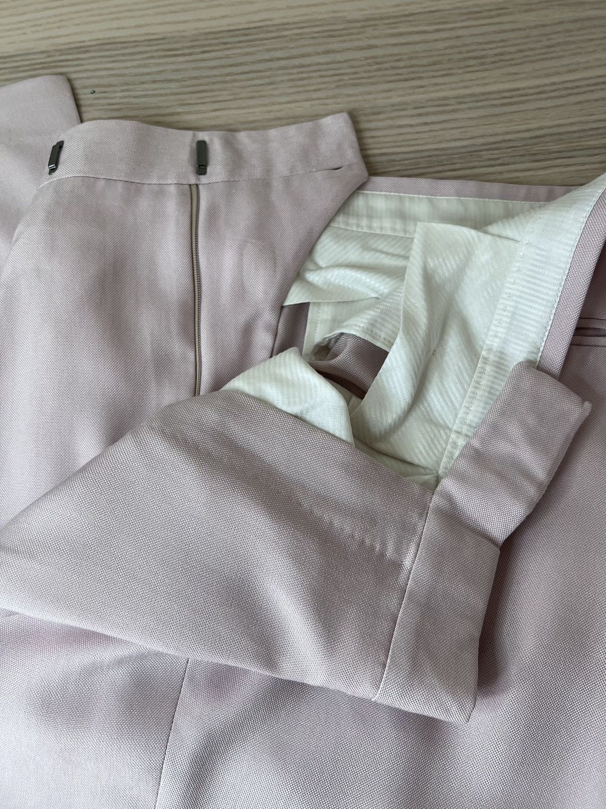 Tom Ford 3K silk/rayon single-pleat trousers, IT52, worn x 4 Size US 36 / EU 52 - 13 Thumbnail
